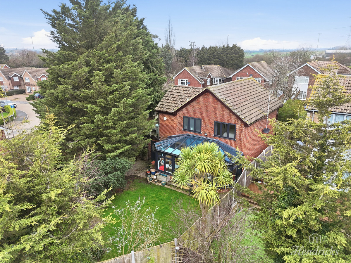 Oak Walk, Benfleet, SS7 4, photo 27