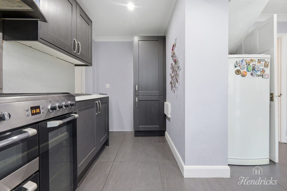 Oak Walk, Benfleet, SS7 4, photo 6