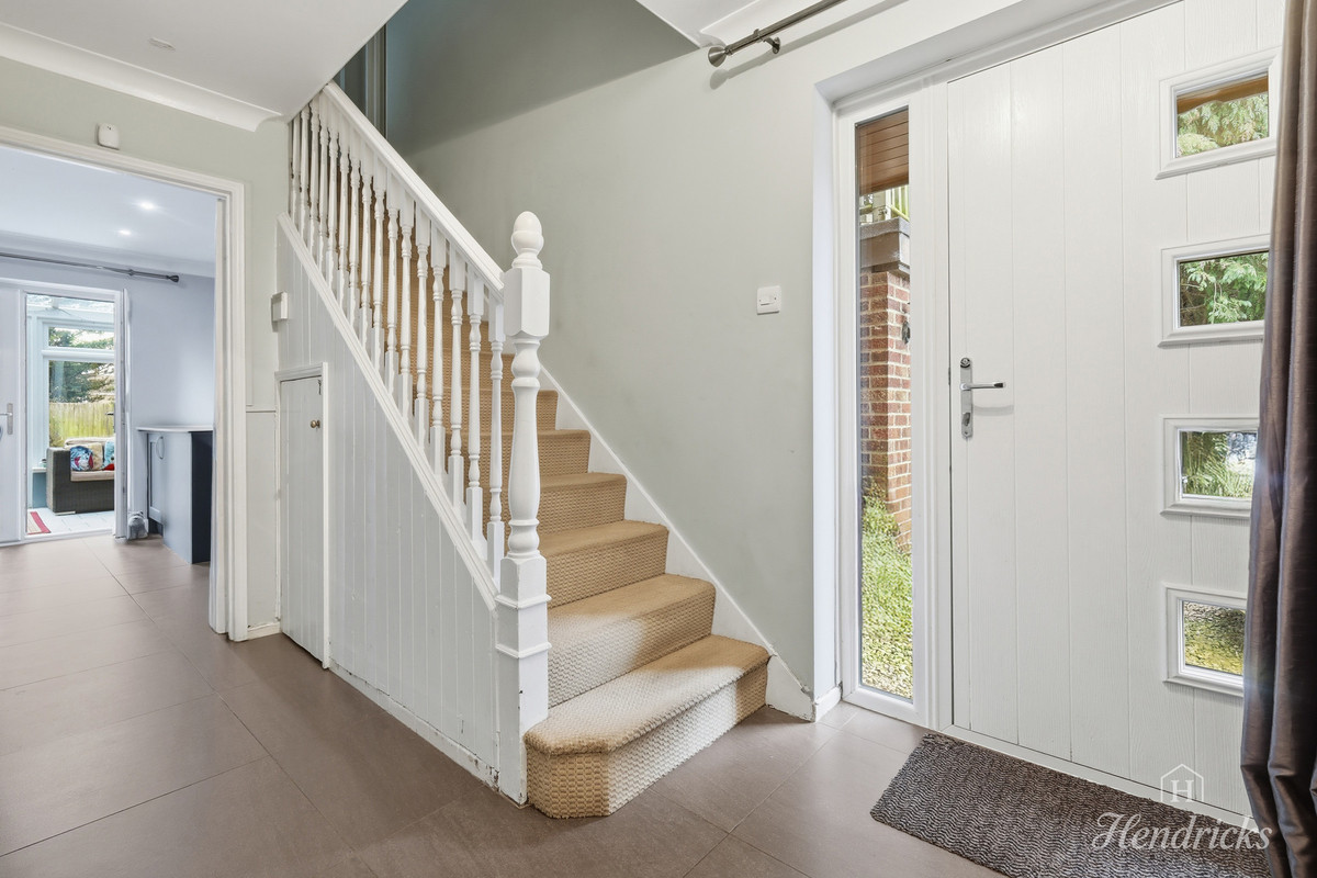 Oak Walk, Benfleet, SS7 4, photo 8