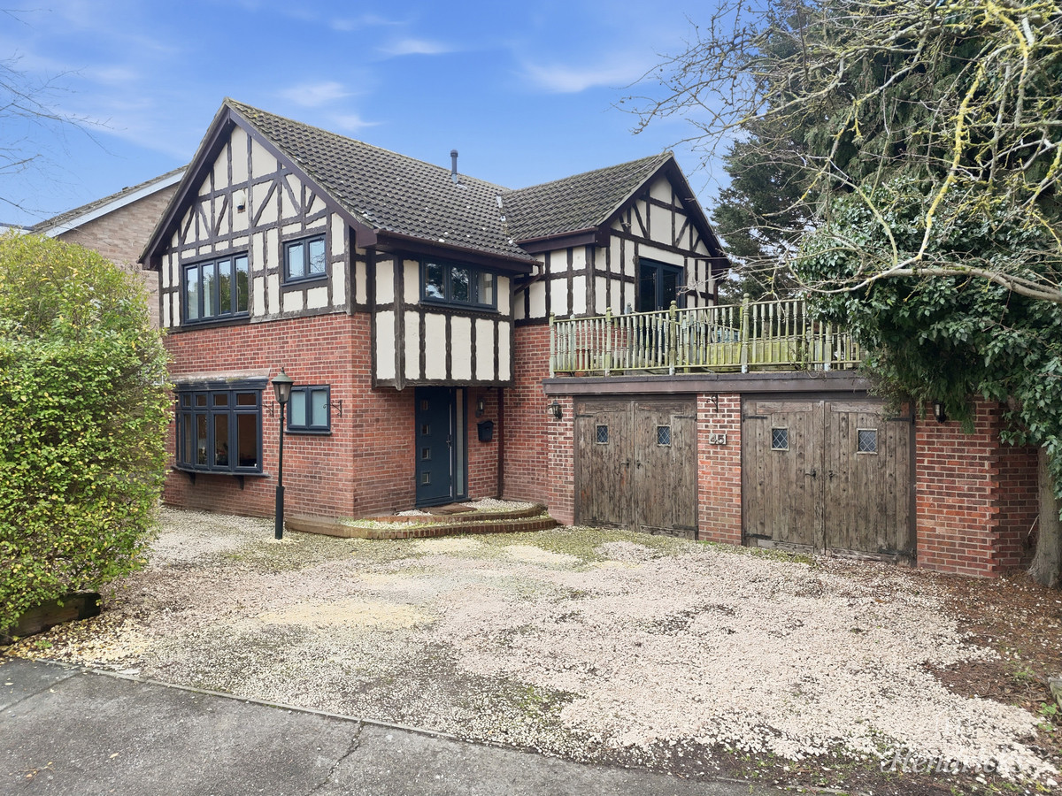Oak Walk, Benfleet, SS7 4, photo 28