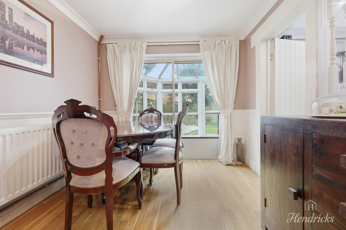 Oak Walk, Benfleet, SS7 4, photo 11