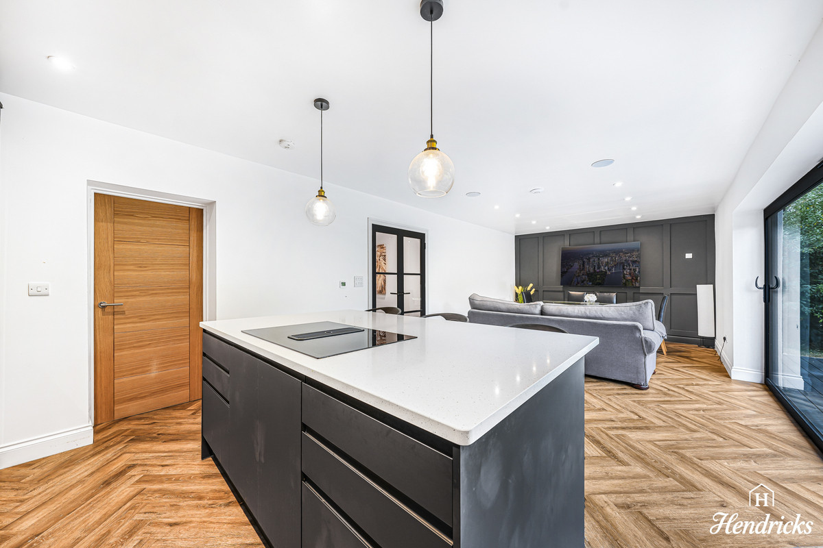 Willingale Way, Southend-on-sea, SS1 3, photo 13