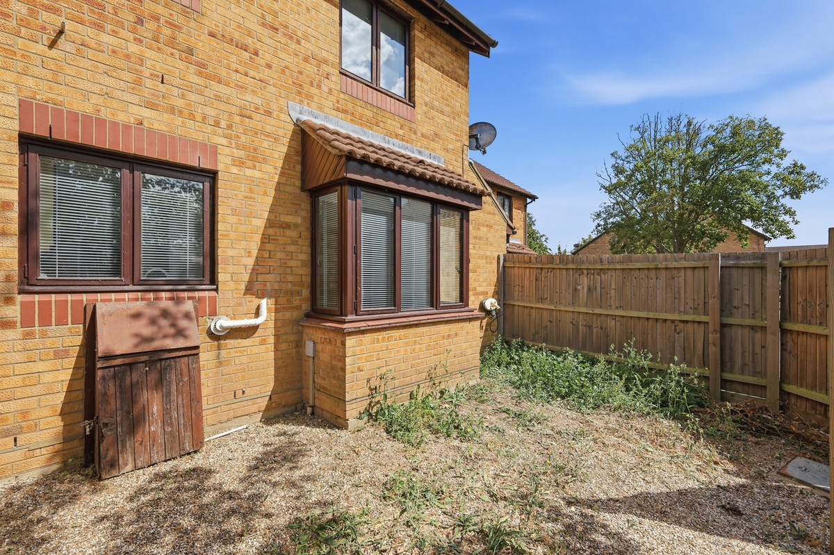 Sunbury Court, Southend-on-sea, SS3 8, photo 15