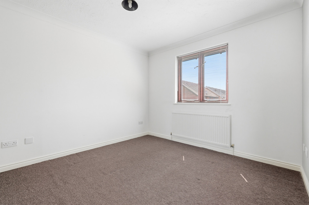 Sunbury Court, Southend-on-sea, SS3 8, photo 8