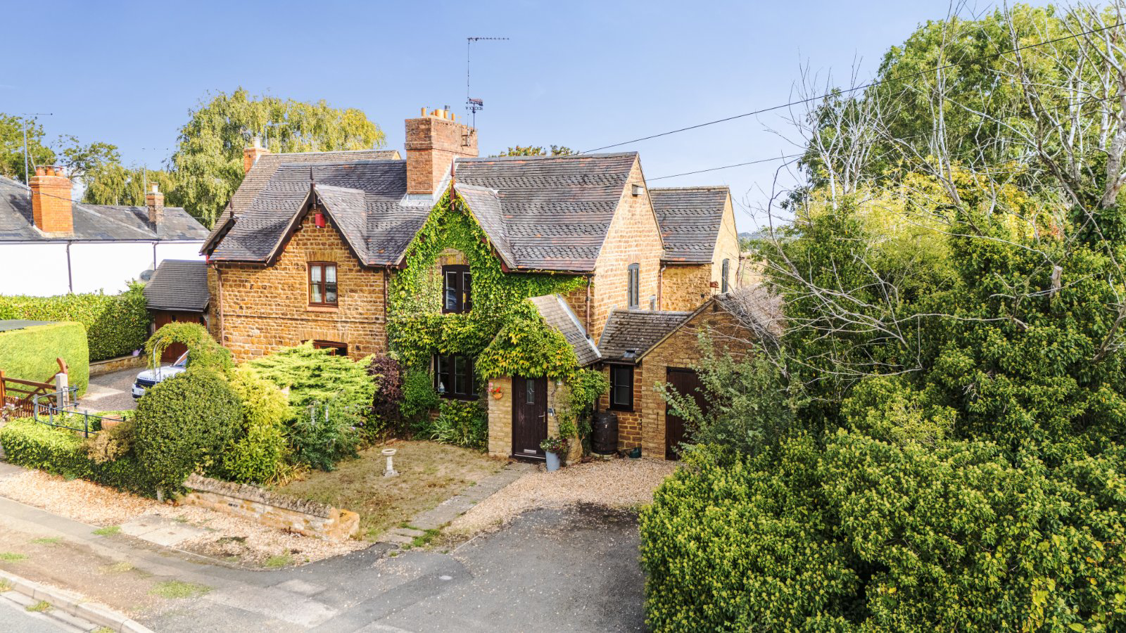Courteenhall Road, Blisworth, Northampton, Northamptonshire, NN7