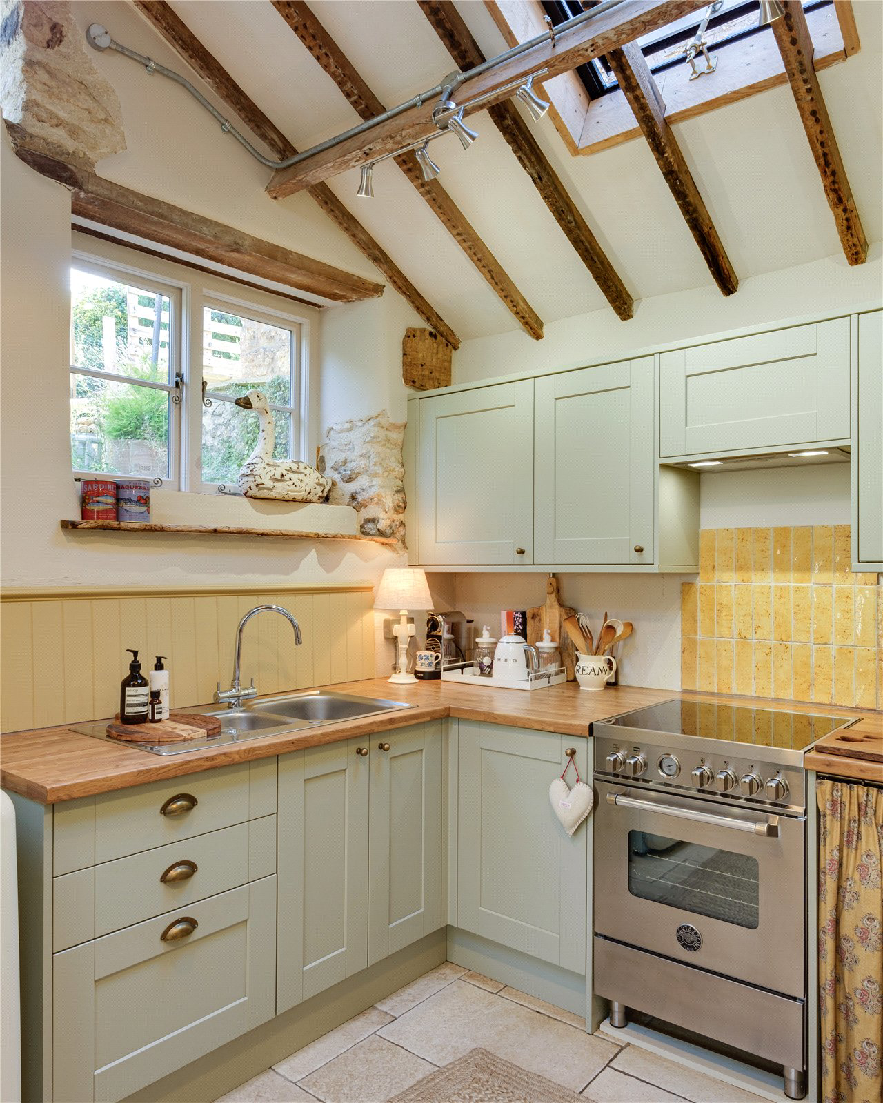 St. Mary Well Street, Beaminster, Dorset, DT8, photo 13