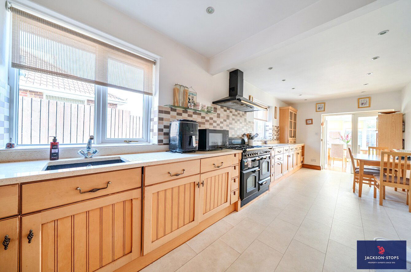 Spinney Way, Northampton, Northamptonshire, NN3, photo 4