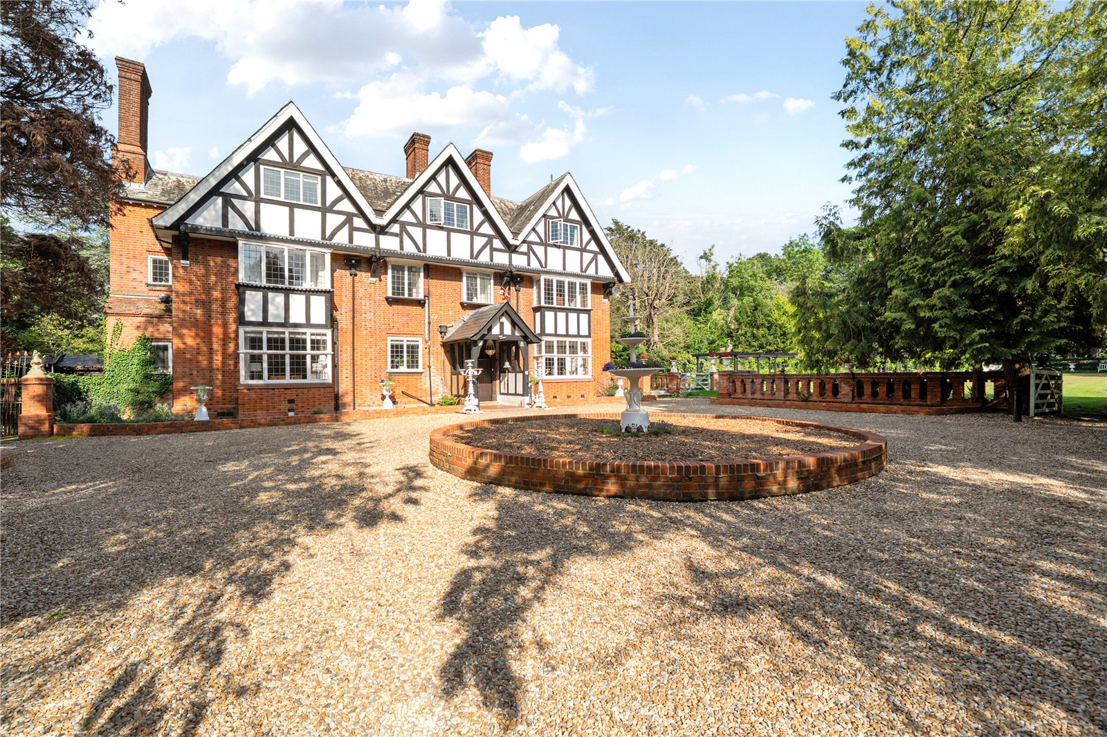 White Lane, Ash Green, Guildford, GU12, photo 30