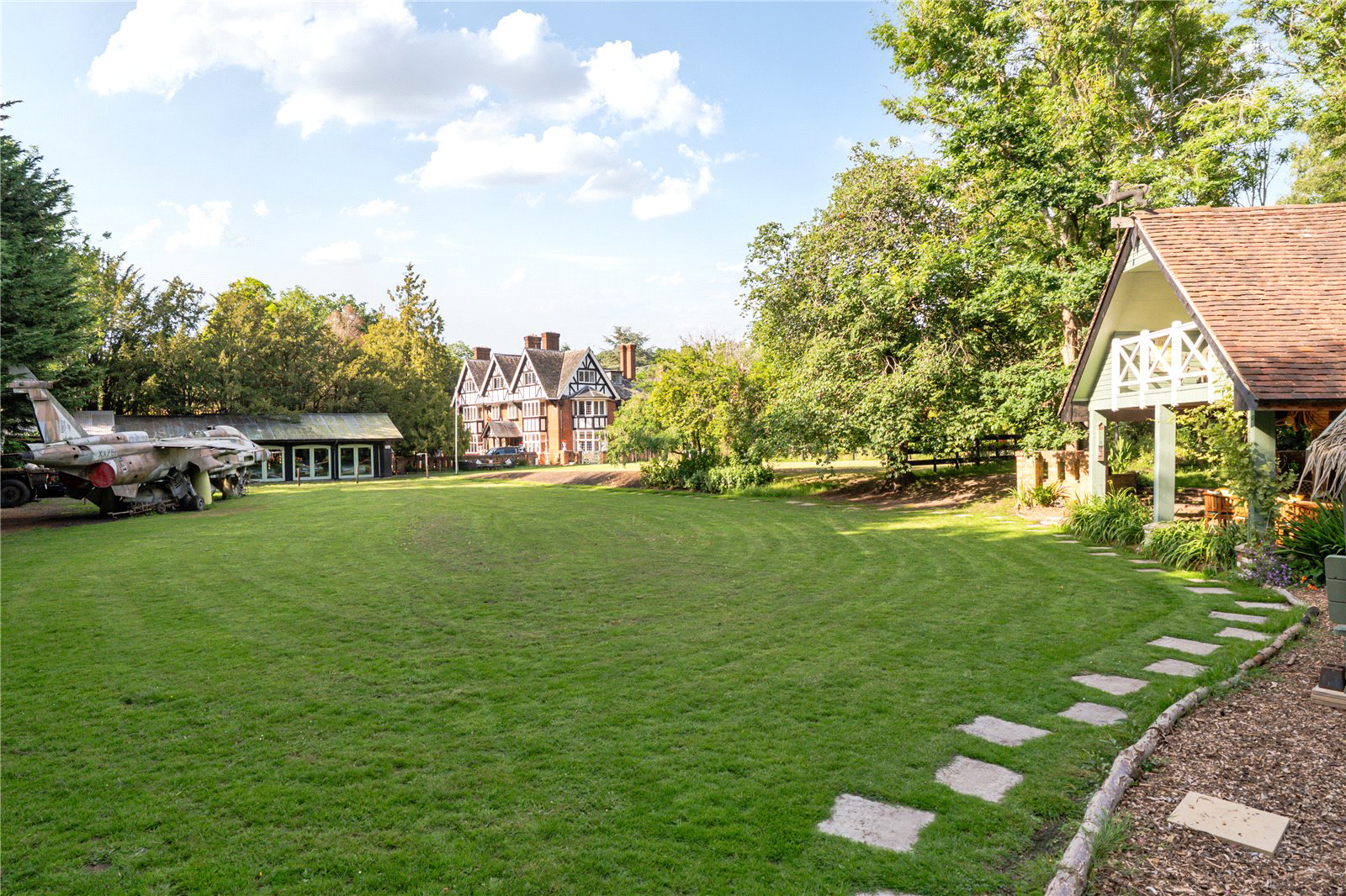White Lane, Ash Green, Guildford, GU12, photo 37