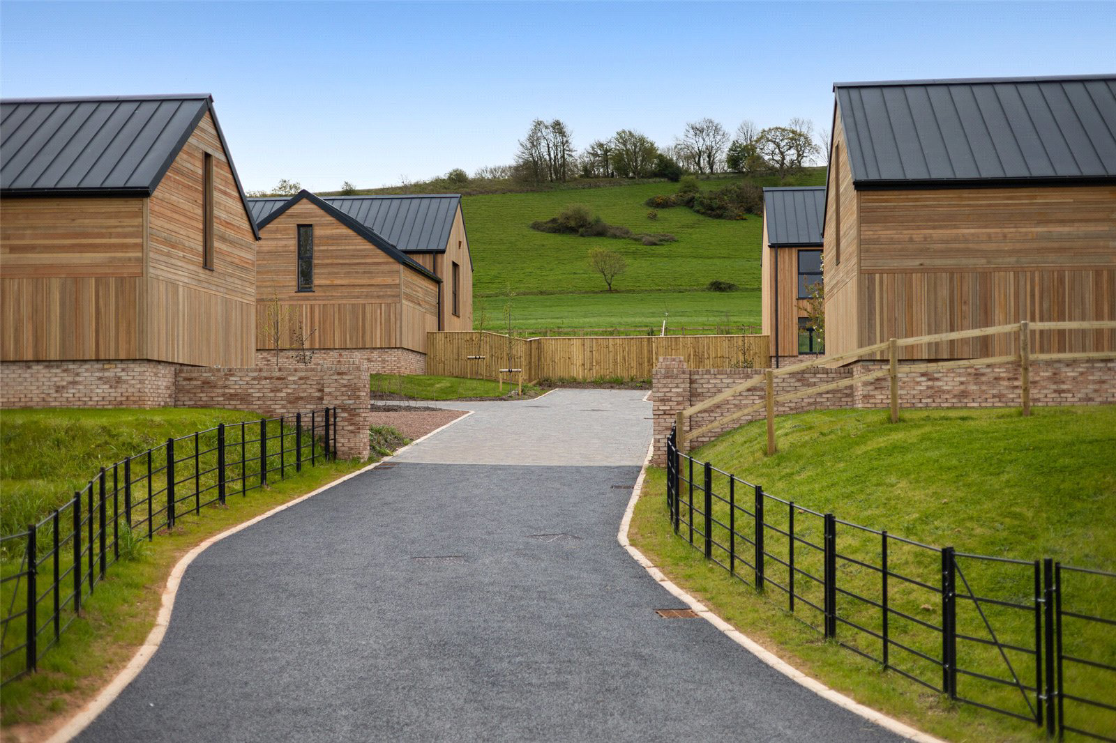 Barton Grange, Frogmire Lane, Sandford, Crediton, EX17, photo 8