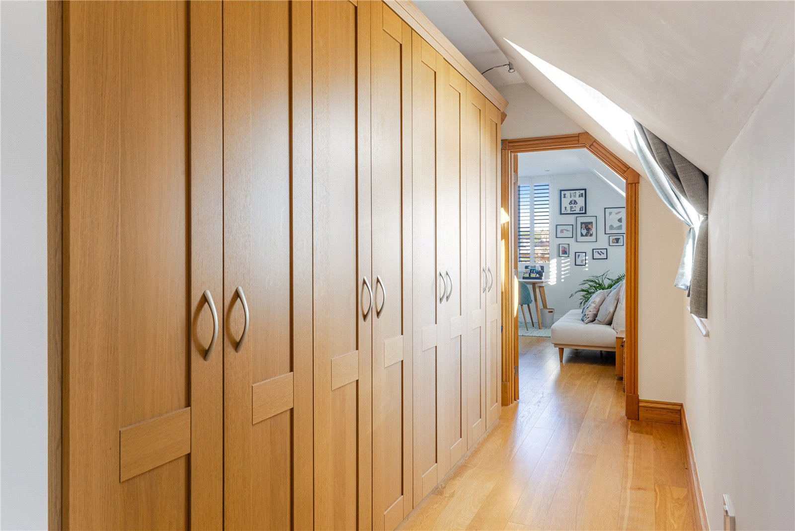 Dressing Area. Bed