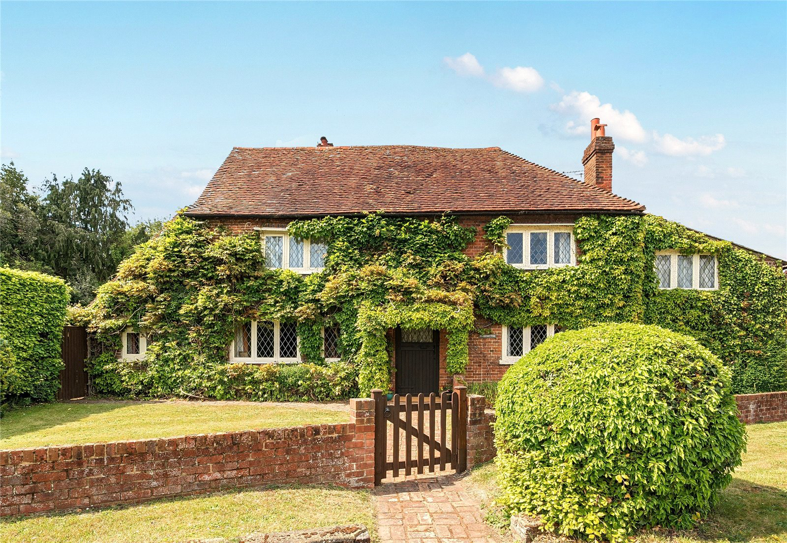 Jacobs Well Road, Jacobs Well, Guildford, Surrey, GU4