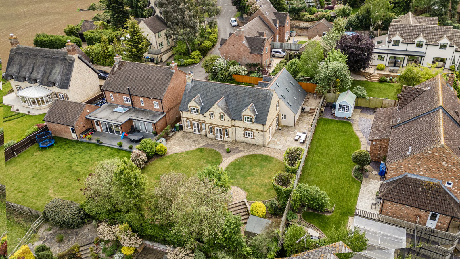 Nursery Close, Little Houghton, Northamptonshire, NN7