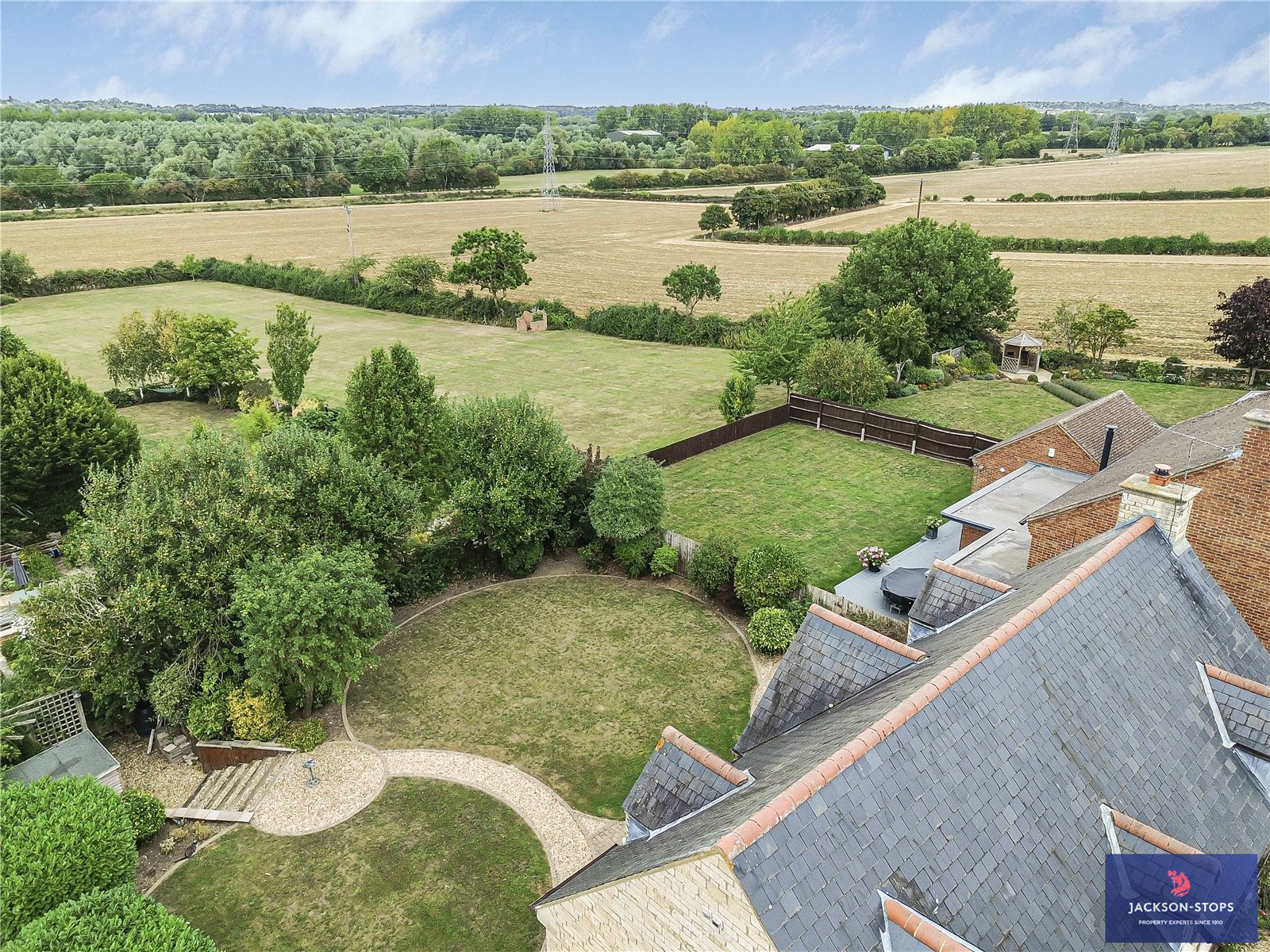 Nursery Close, Little Houghton, Northamptonshire, NN7, photo 2