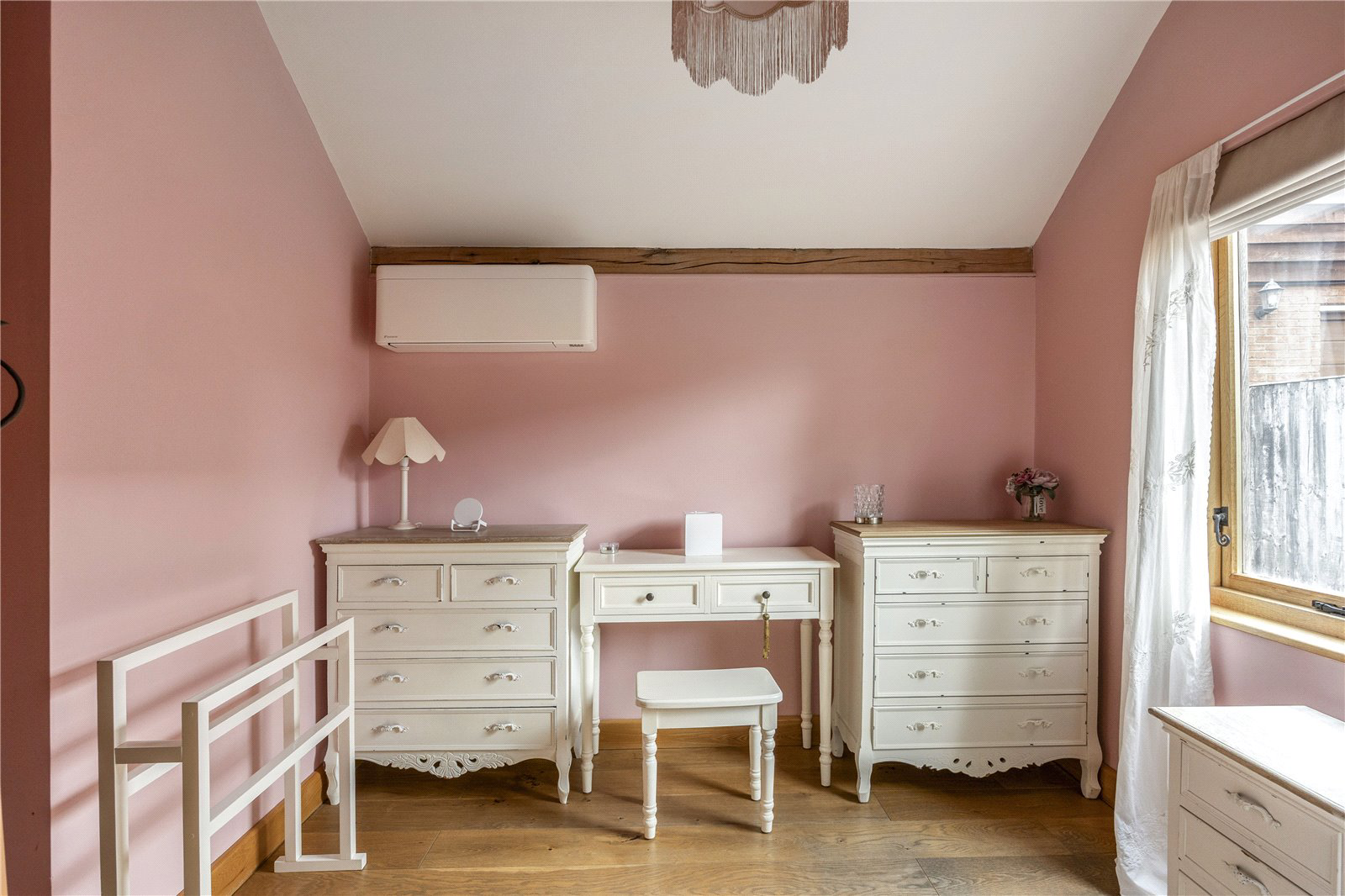 Dean Lane, Stoke Orchard, Cheltenham, Gloucestershire, GL52, photo 12
