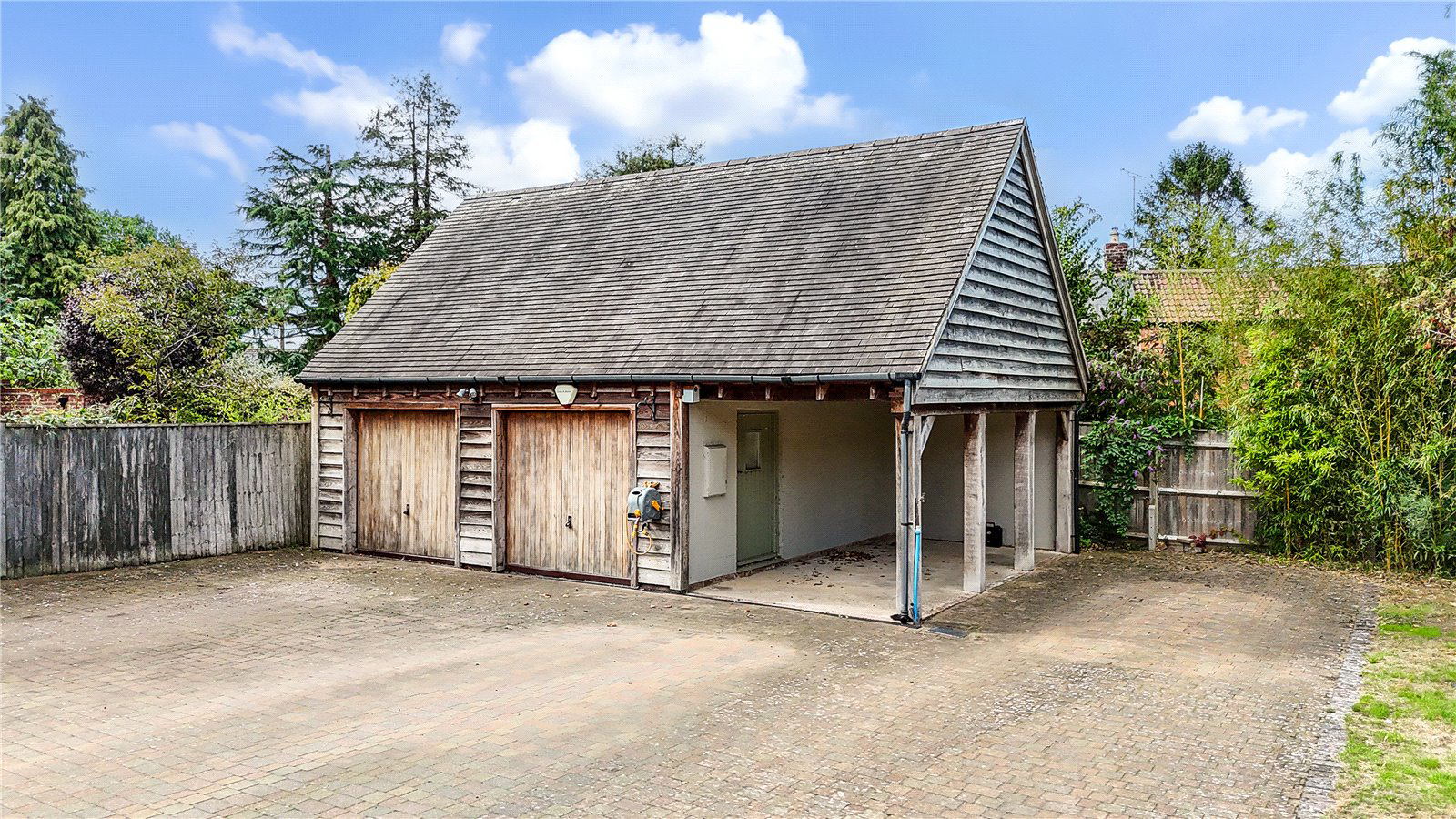Dean Lane, Stoke Orchard, Cheltenham, Gloucestershire, GL52, photo 25