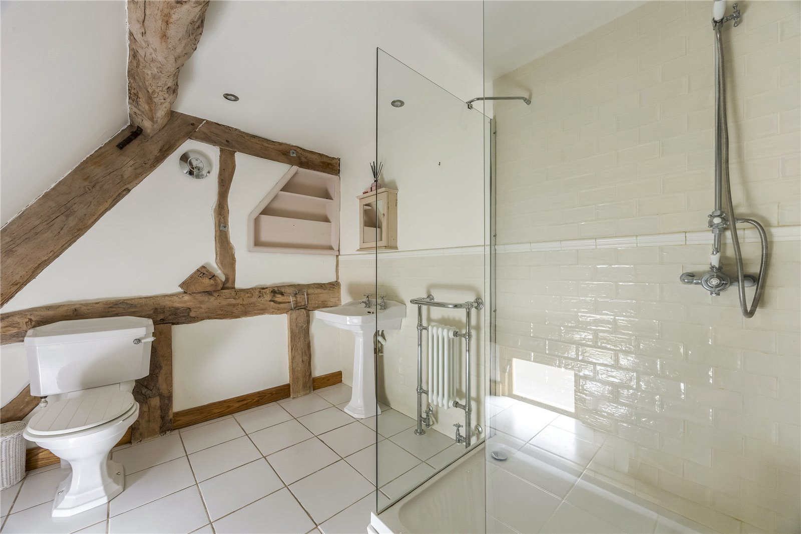 Dean Lane, Stoke Orchard, Cheltenham, Gloucestershire, GL52, photo 20