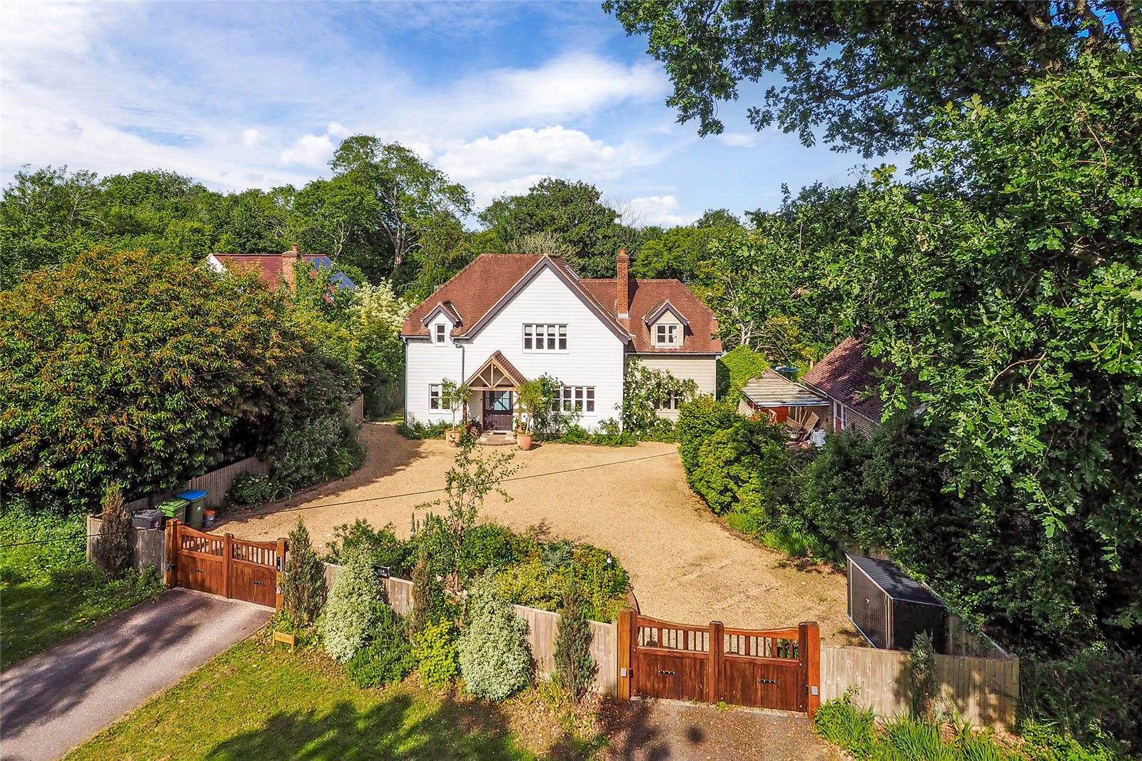 Shellbridge Road, Slindon Common, Arundel, West Sussex, BN18