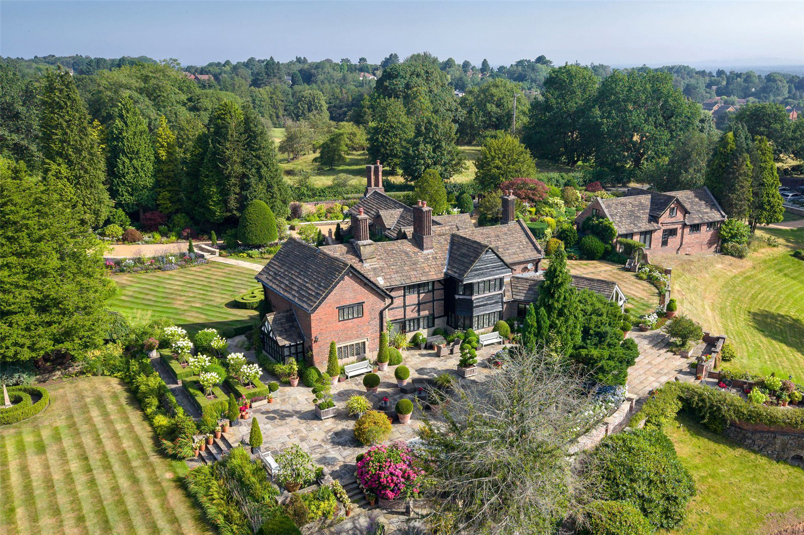 Chelford Road, Prestbury, Cheshire, SK10, photo 27