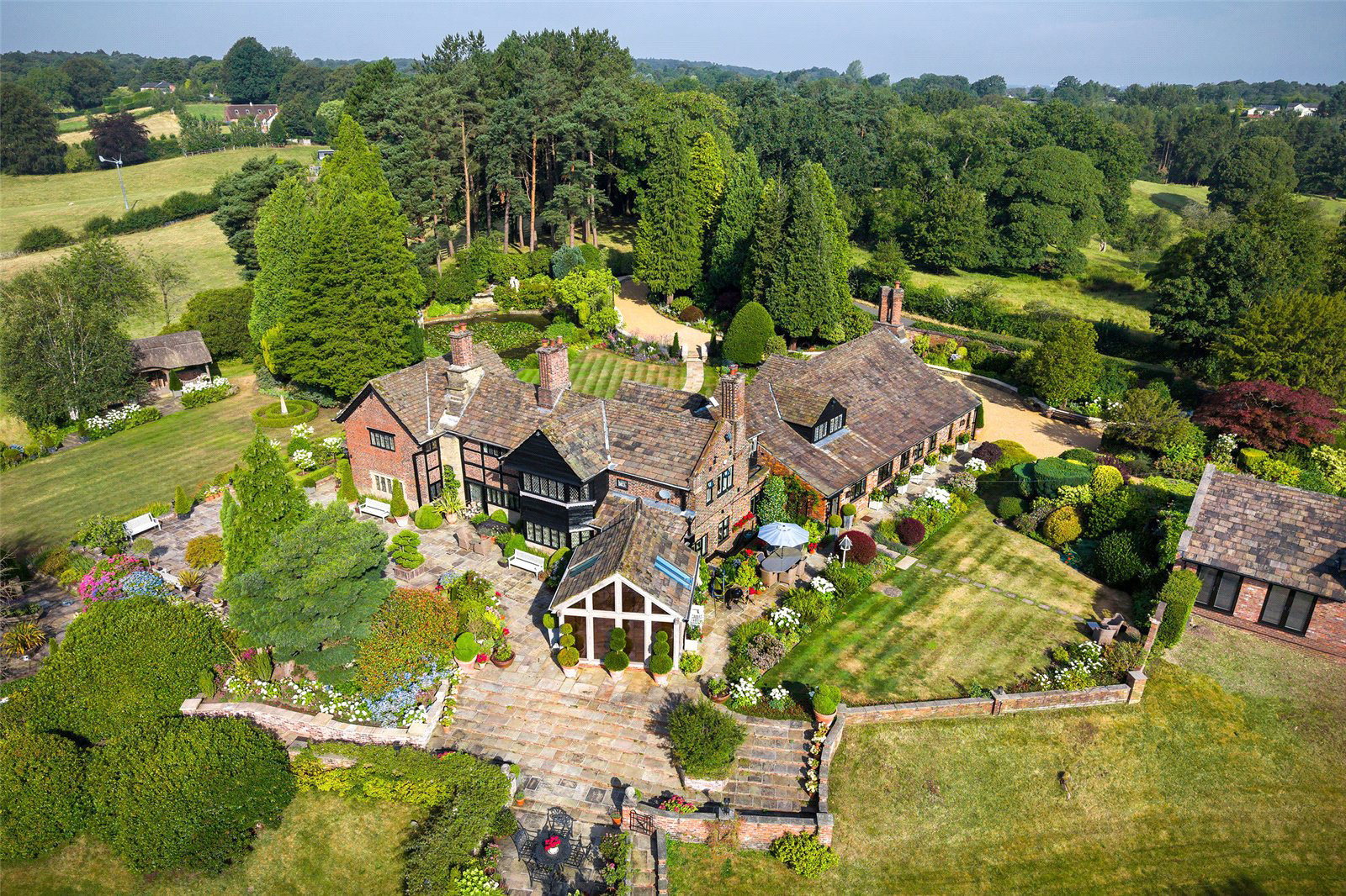 Chelford Road, Prestbury, Cheshire, SK10, photo 5