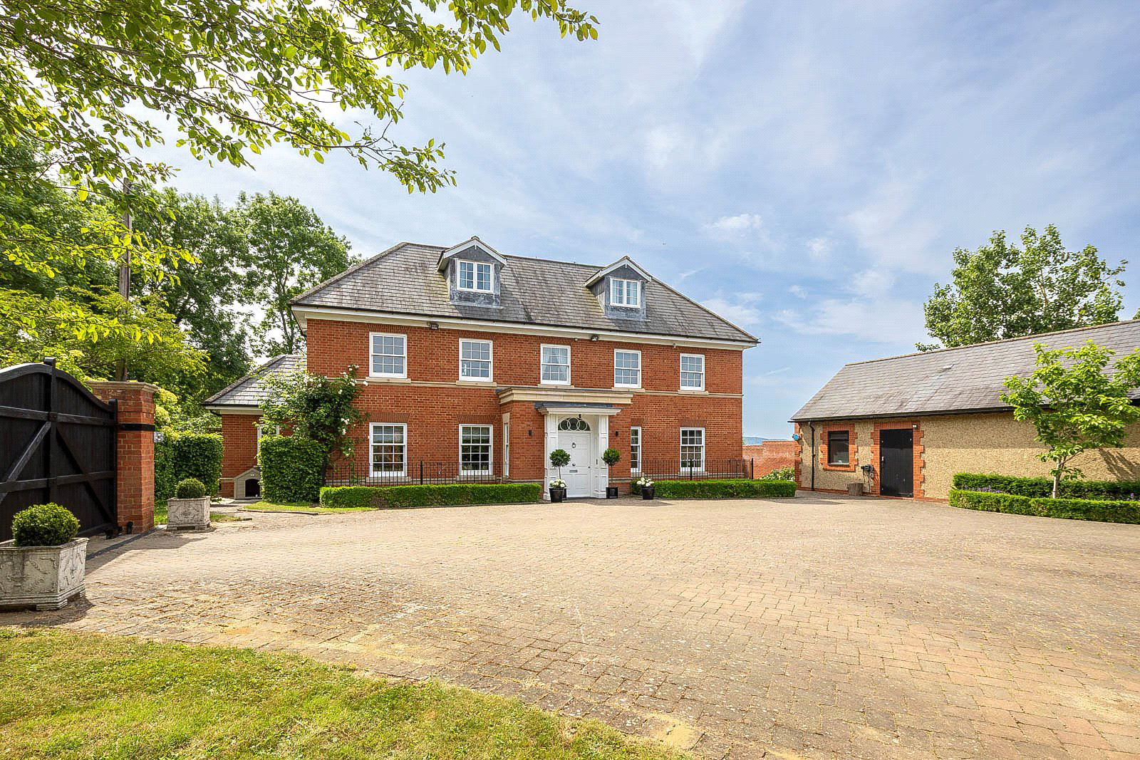 Lodge Road, Crafton, Buckinghamshire, LU7, photo 23