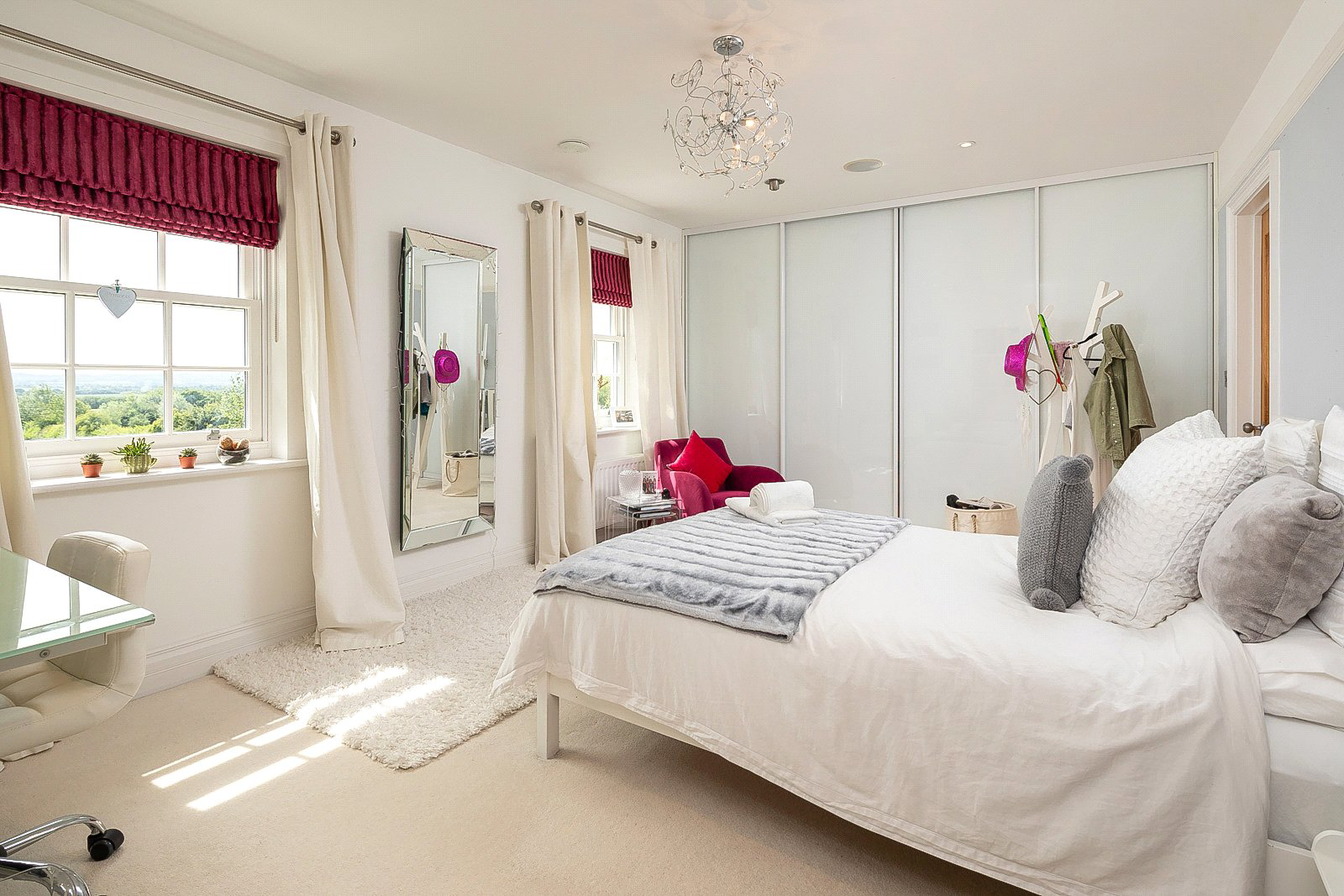 Lodge Road, Crafton, Buckinghamshire, LU7, photo 17