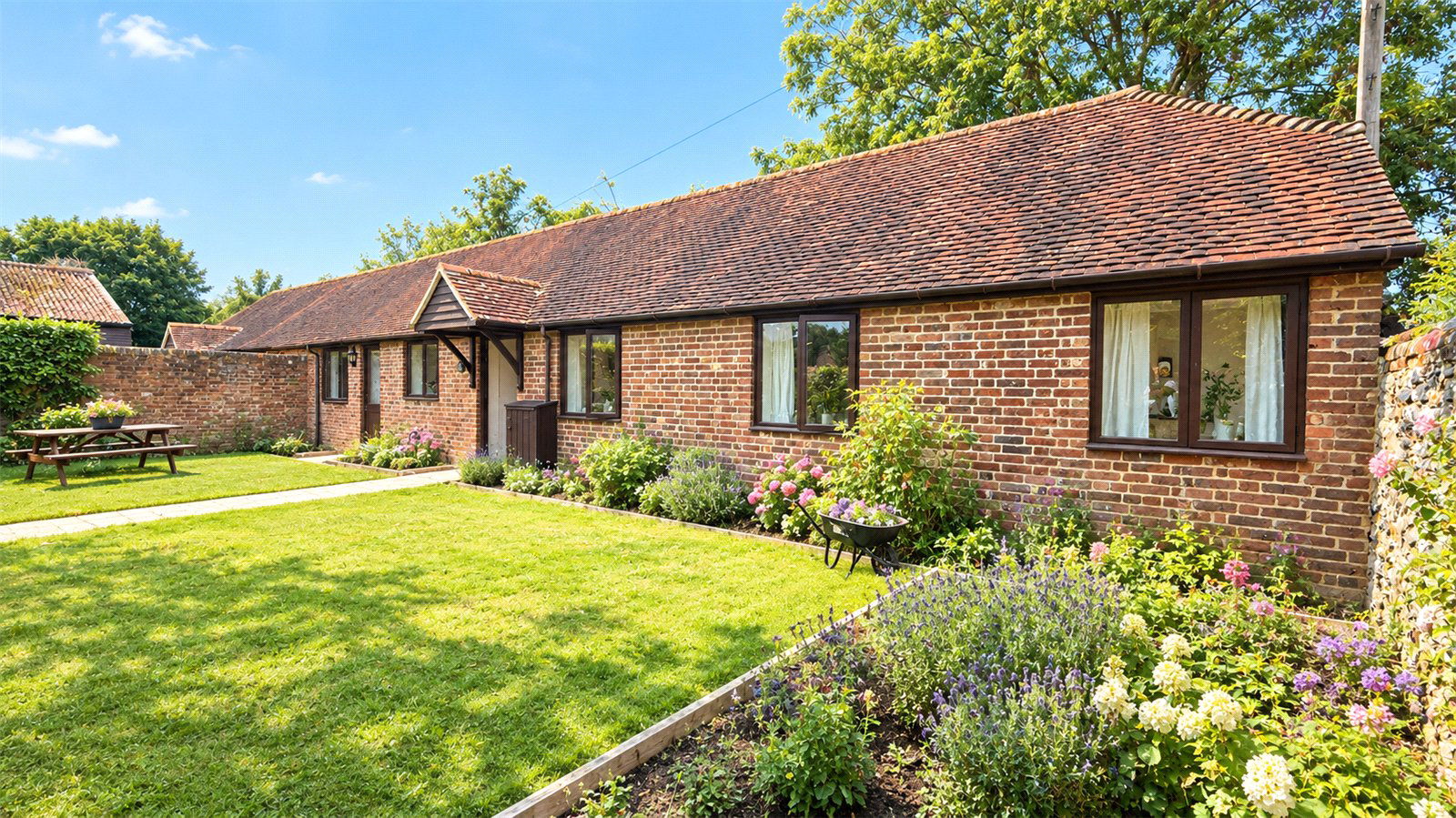 Stable Cottages, Southbrook Road, West Ashling, Chichester, PO18, photo 2