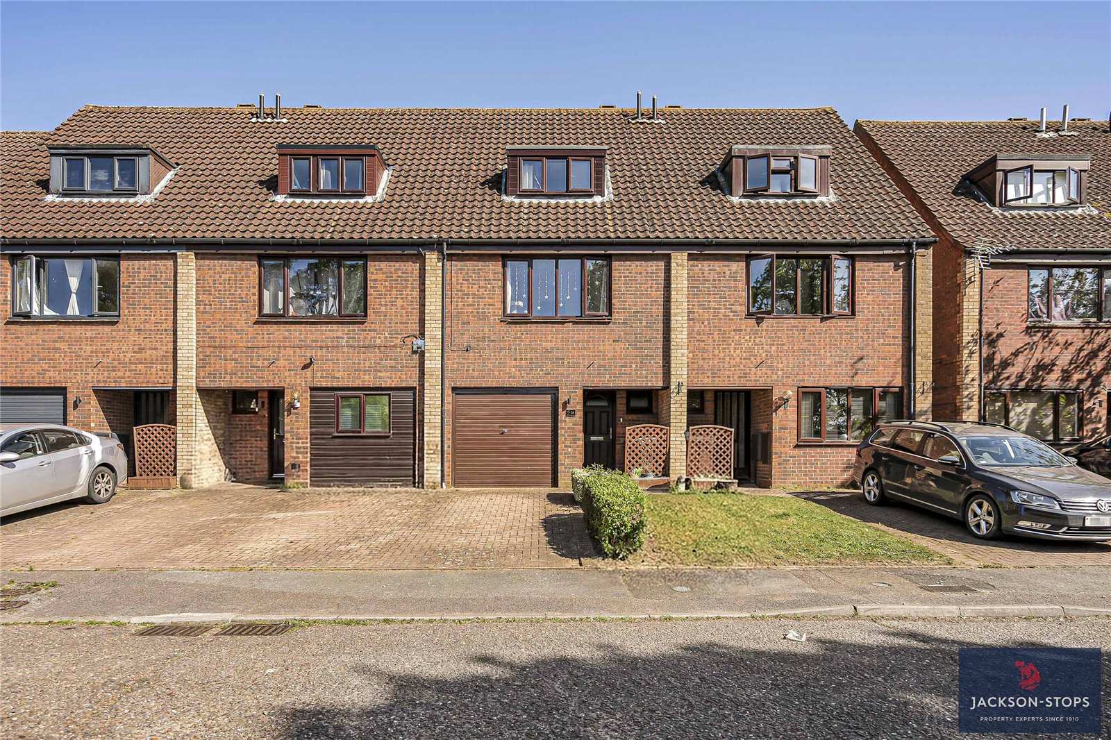 Armstrong Close, Newmarket, Suffolk, CB8