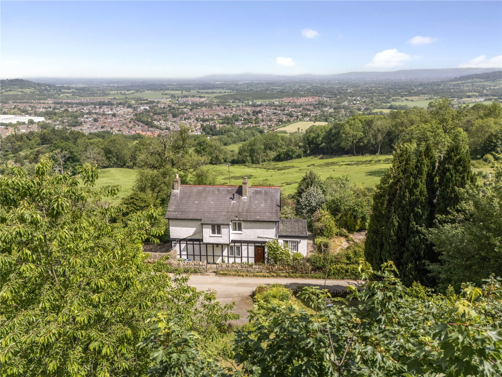 Coopers Hill, Gloucester, Gloucestershire, GL3