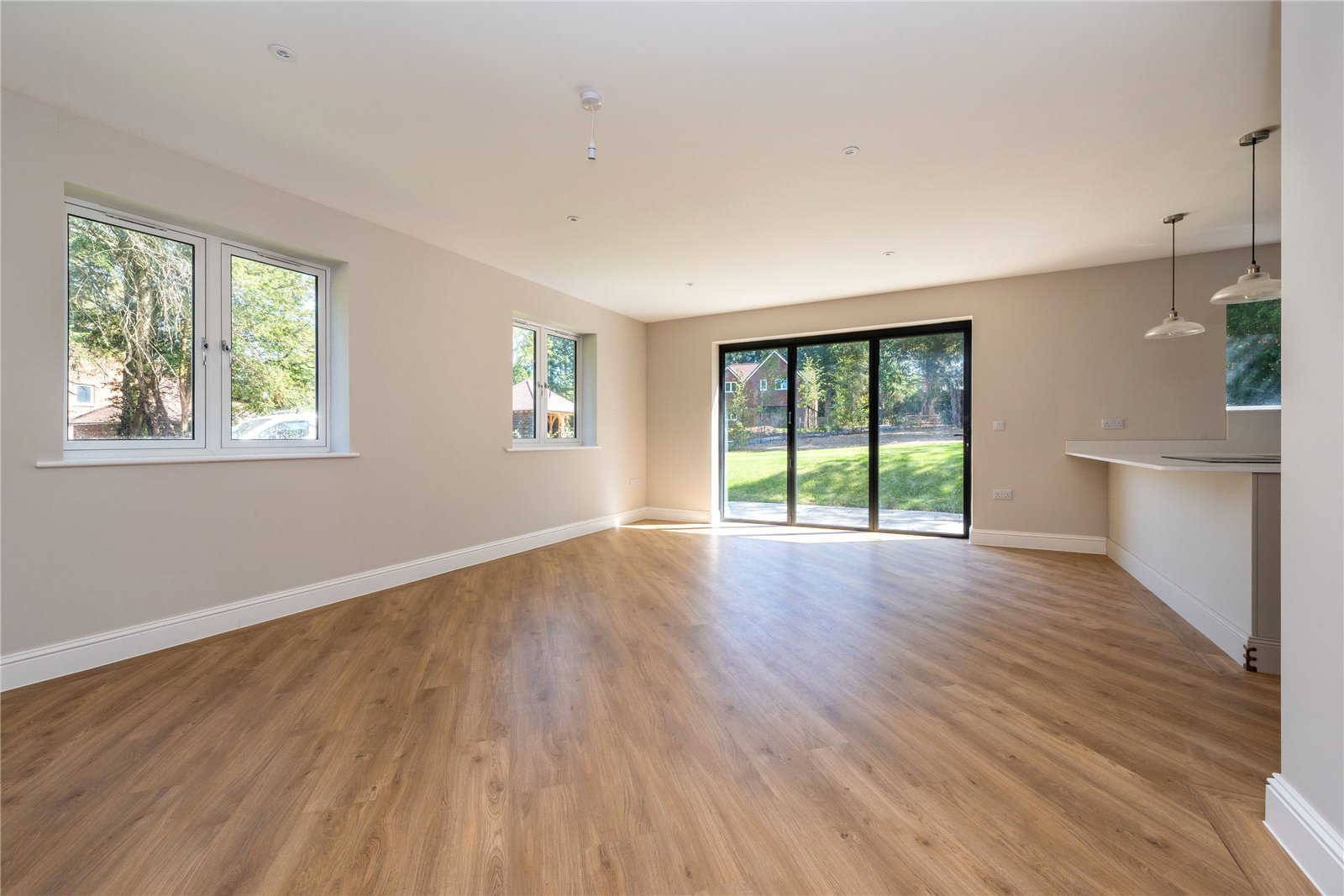 Bechwood Close, Tadworth, Surrey, KT20, photo 7