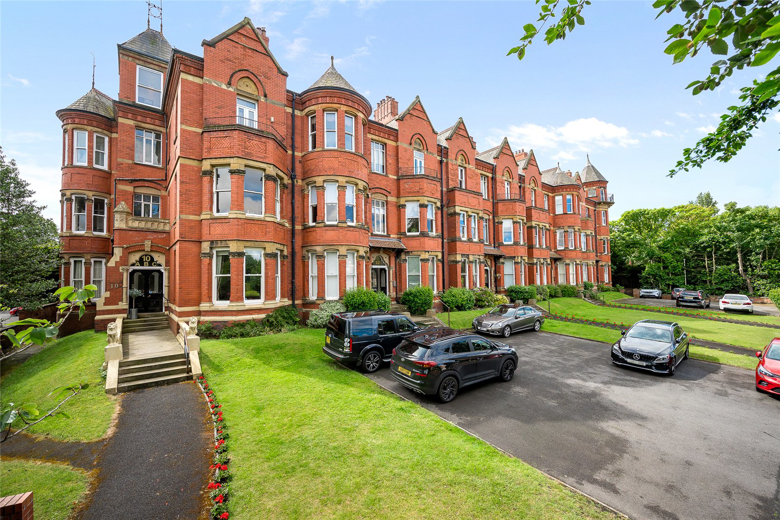 Castle Mount, Lord Street West, Southport, PR8