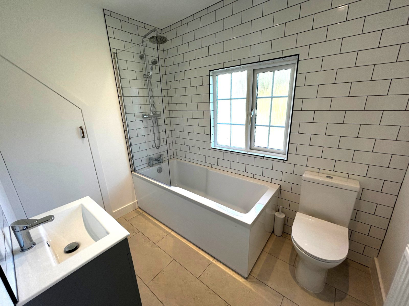New Cottages, Lewes Road, Scaynes Hill, Hayward Heath, West Sussex, RH17, photo 10