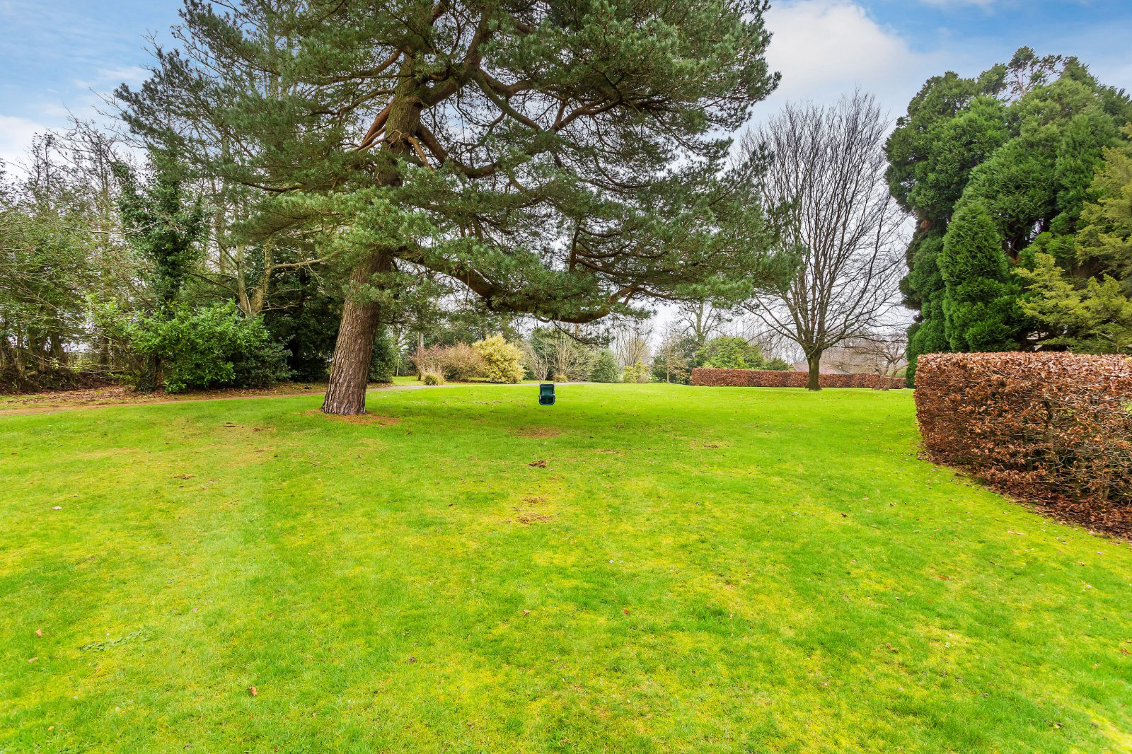 Stonelands Estate, Selsfield Road, West Hoathly, RH19, photo 22