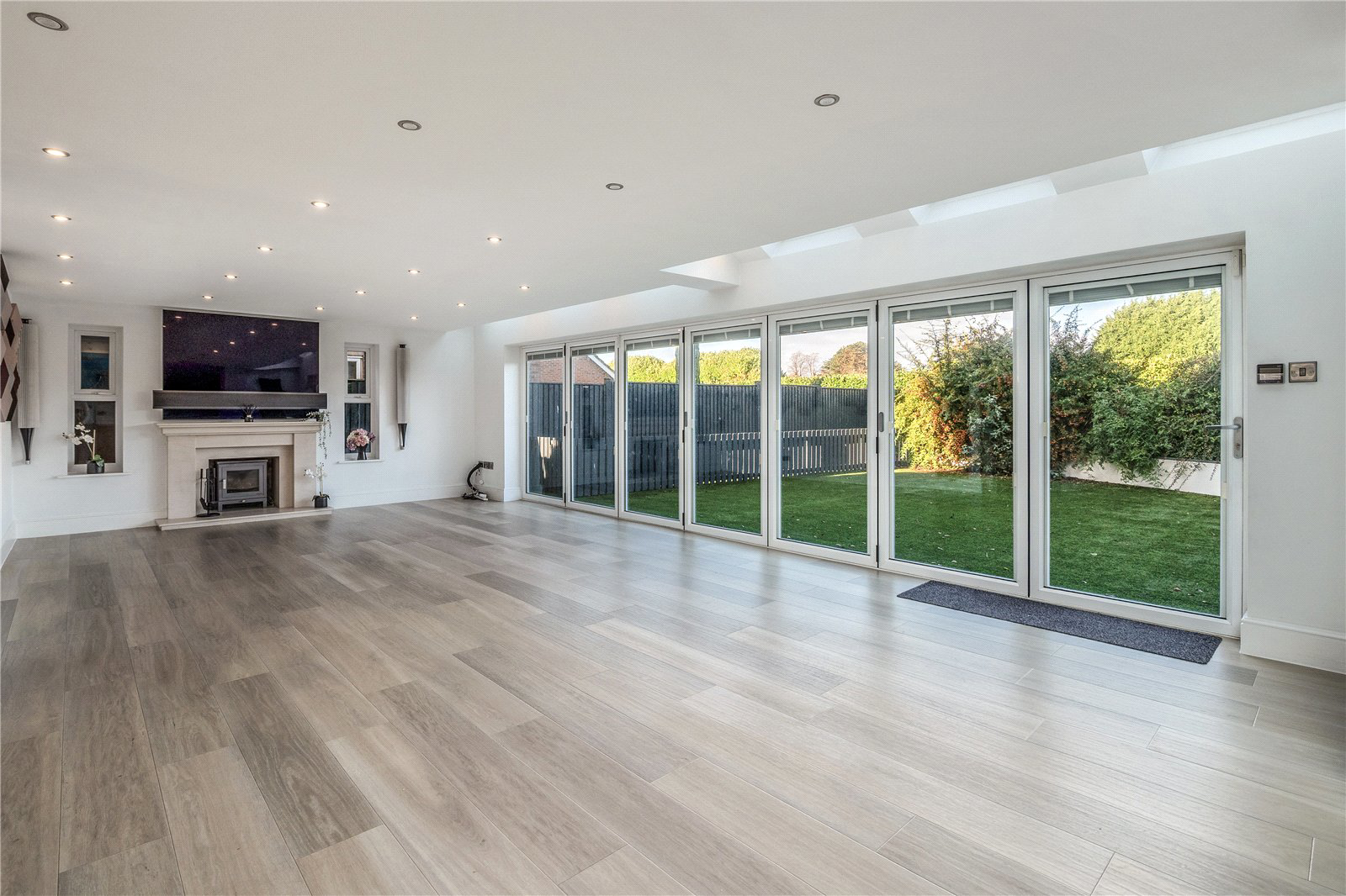Ennerdale Close, Great Warford, Alderley Edge, Cheshire, SK9, photo 4