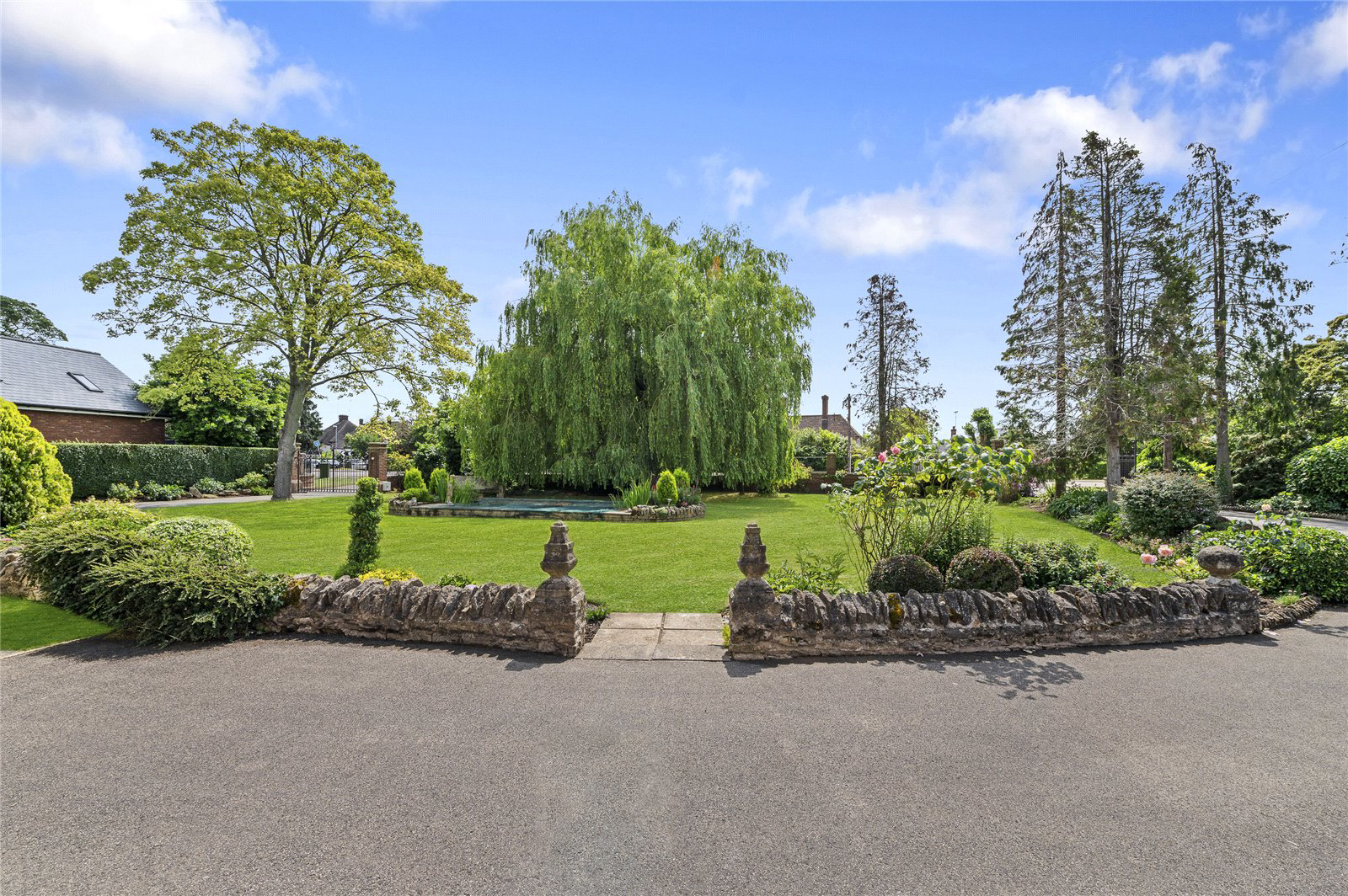 Warkton Lane, Barton Seagrave, Kettering, Northamptonshire, NN15, photo 29