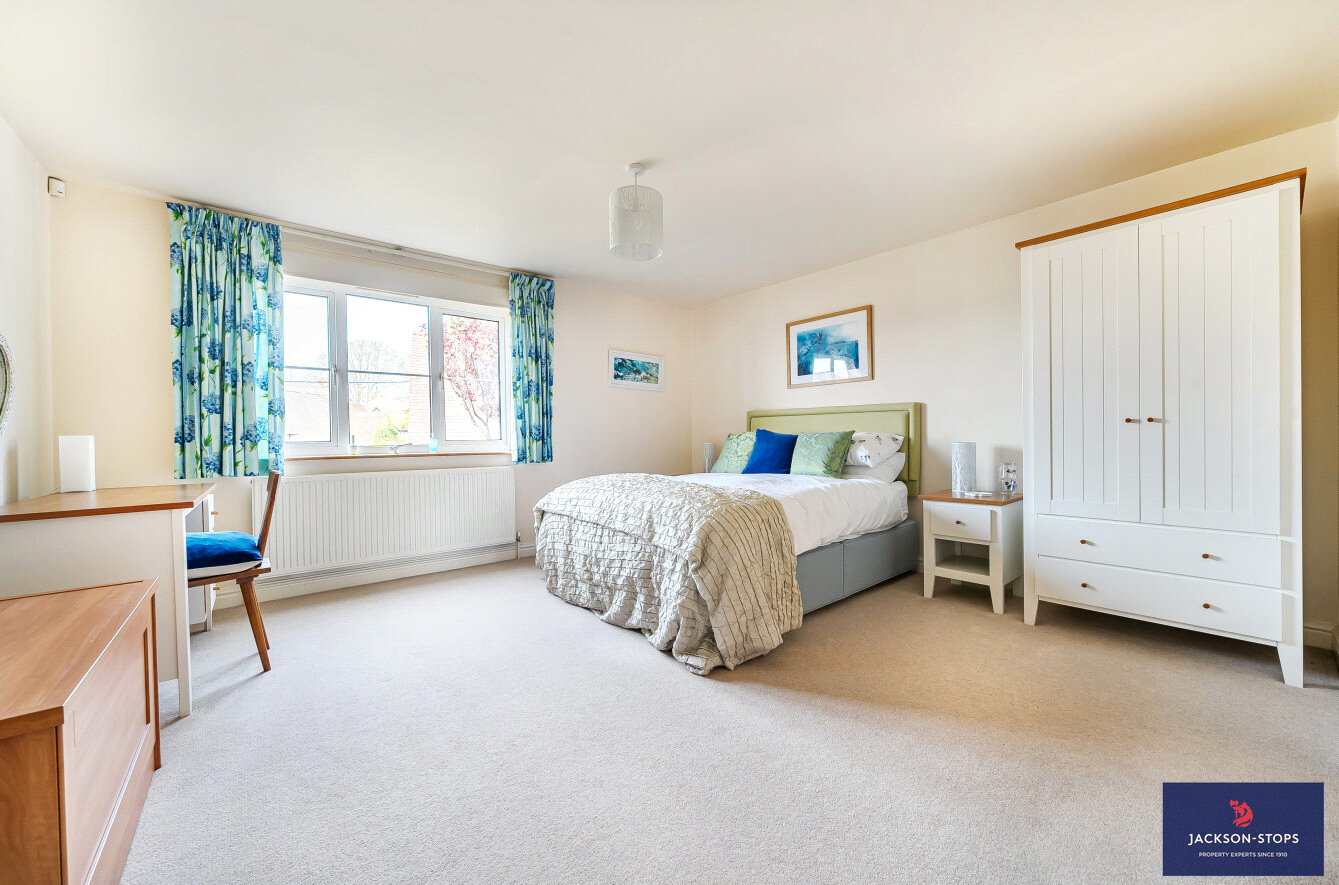 Ivy Lane, Great Brickhill, Buckinghamshire, MK17, photo 8