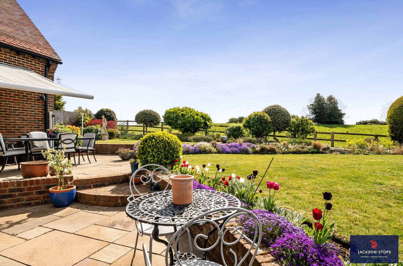 Ivy Lane, Great Brickhill, Buckinghamshire, MK17, photo 25