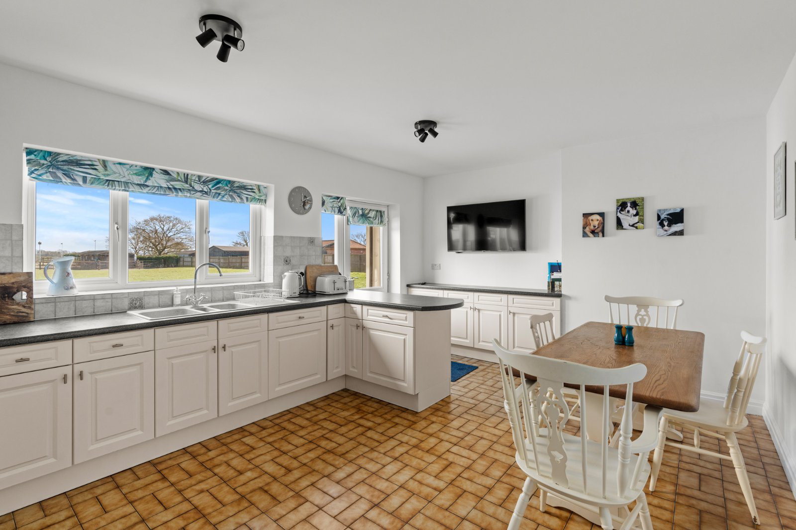 Brick House Road, Tolleshunt Major, Maldon, Essex, CM9, photo 13