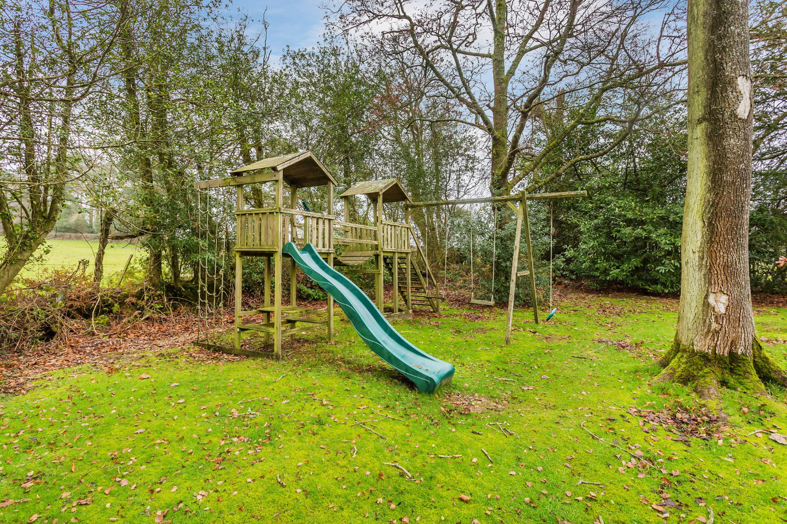 Stonelands Estate, Selsfield Road, West Hoathly, RH19, photo 24