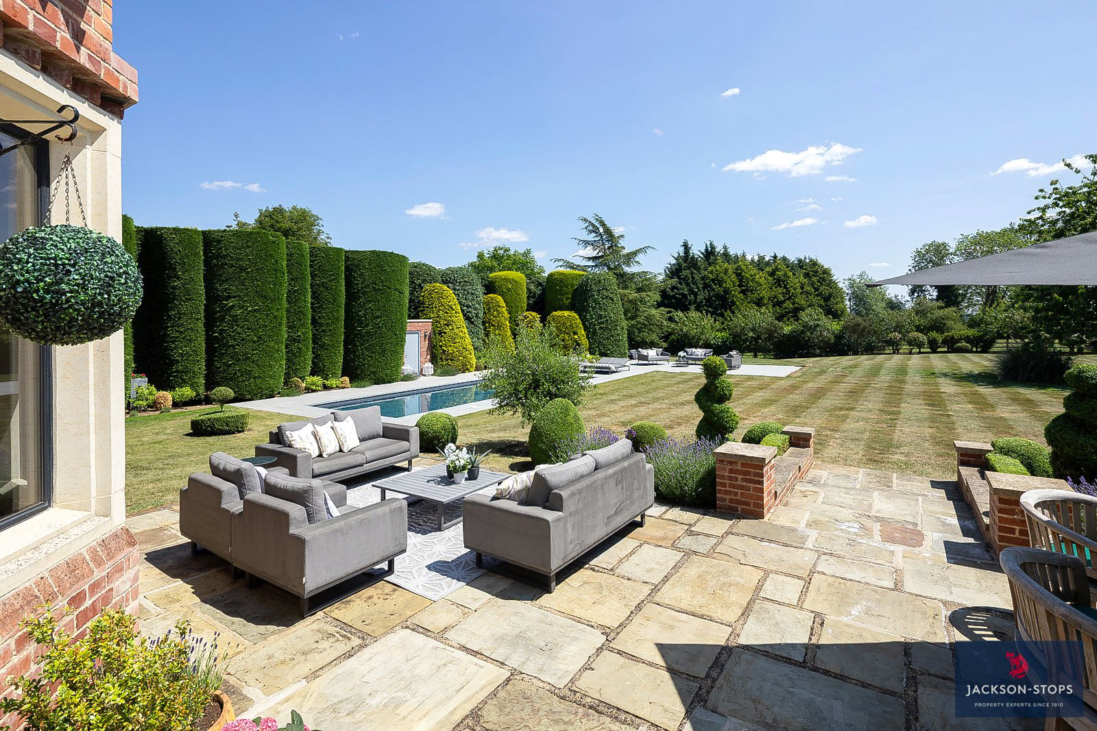 South End, Milton Bryan, MK17, photo 29