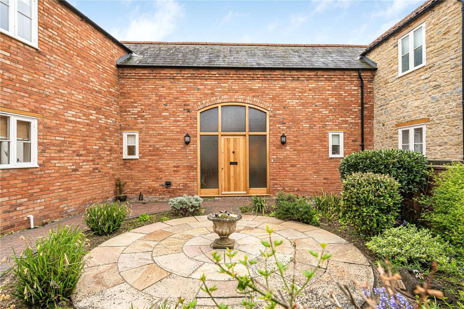 Pegs Lane, Denford, Kettering, Northamptonshire, NN14, photo 13