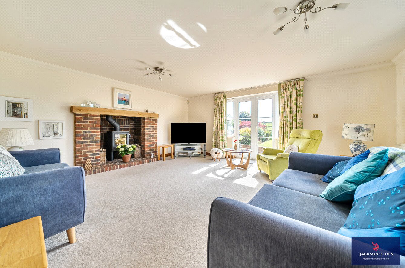 Ivy Lane, Great Brickhill, Buckinghamshire, MK17, photo 2