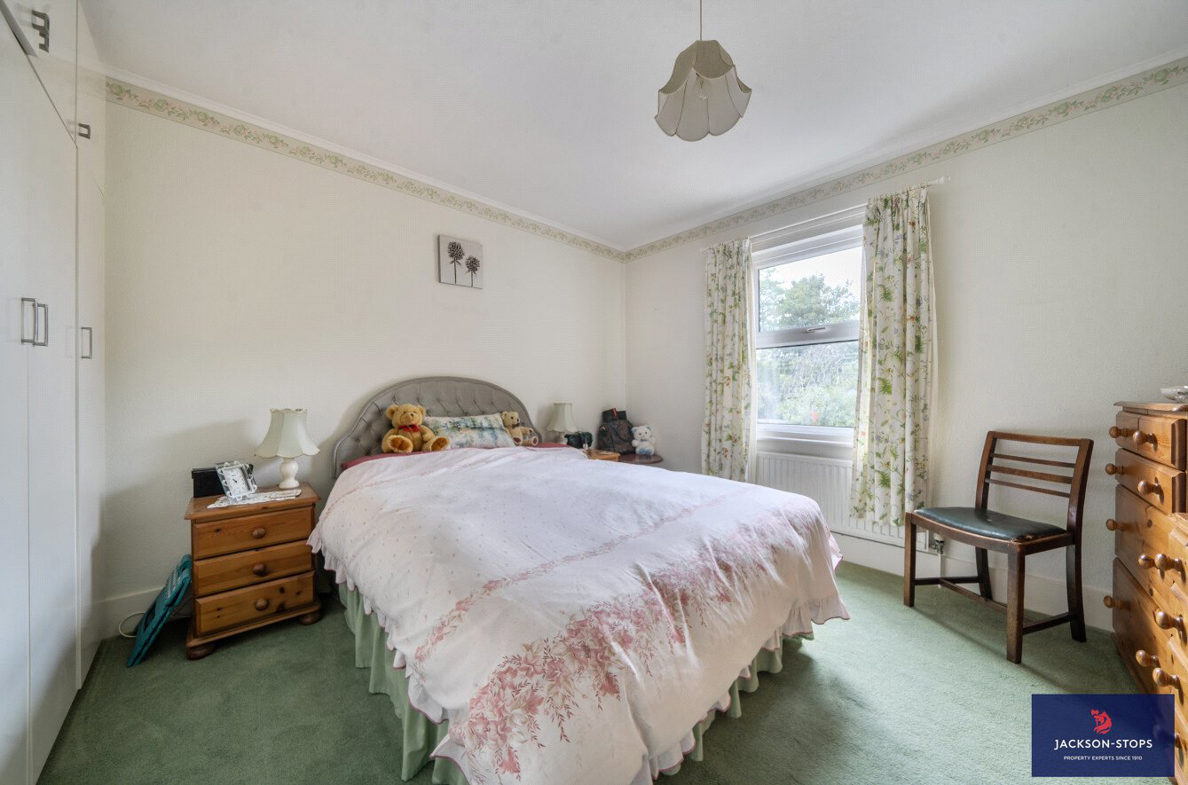 Mentone Avenue, Aspley Guise, Bedfordshire, MK17, photo 8
