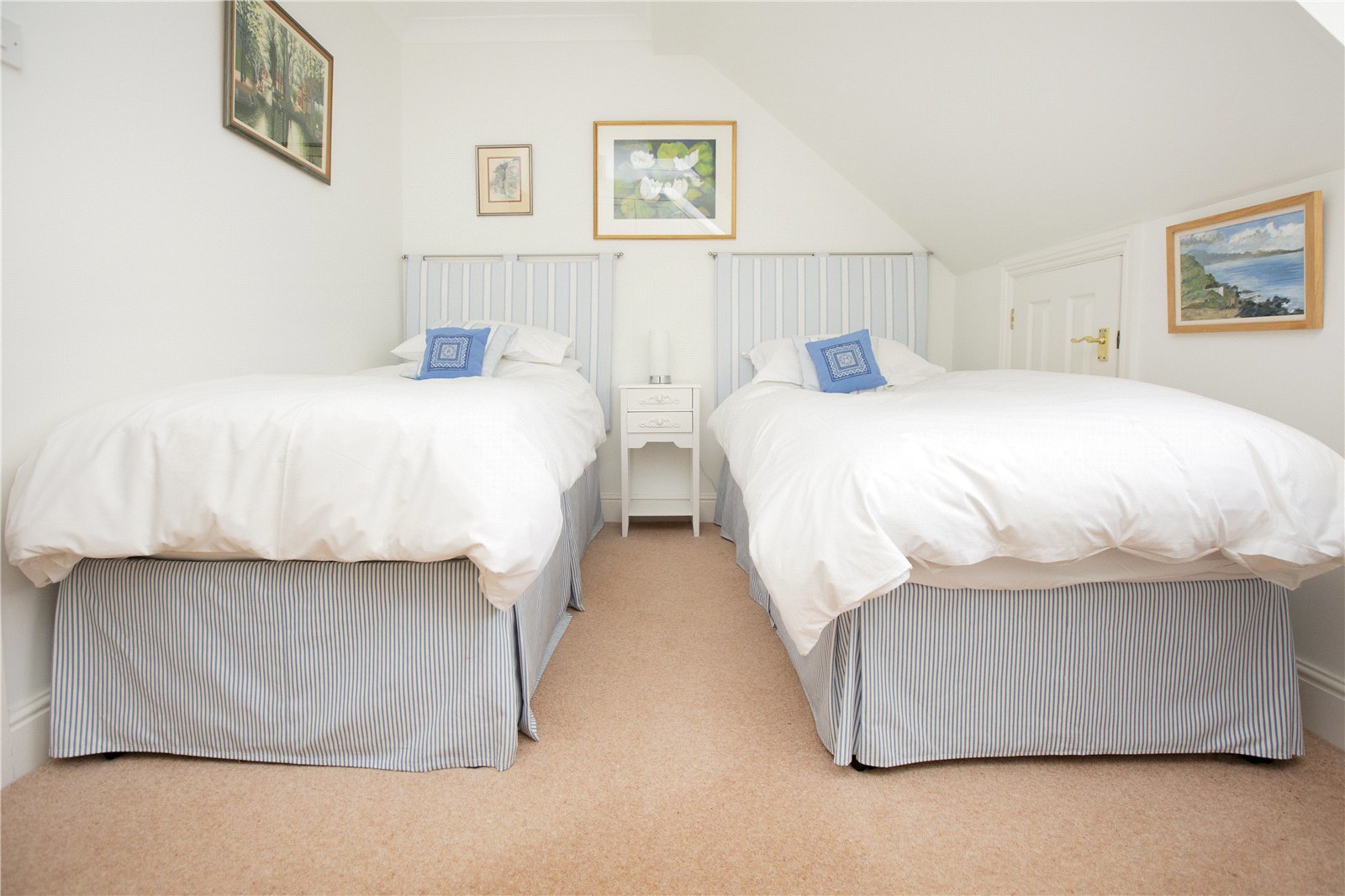 Fosseway, Stow on the Wold, Cheltenham, Gloucestershire, GL54, photo 9
