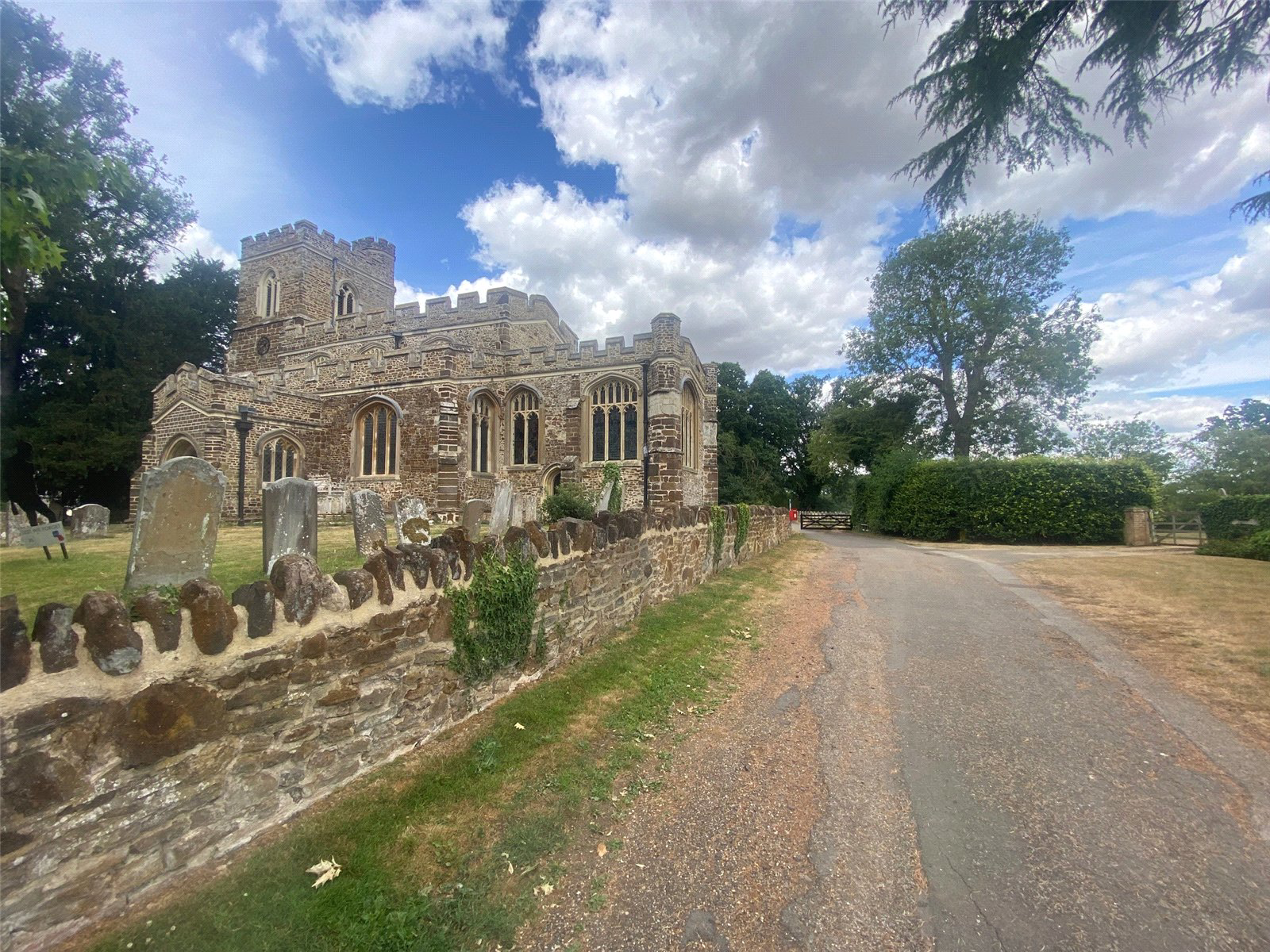 Church Road, Tingrith, Bedfordshire, MK17, photo 9