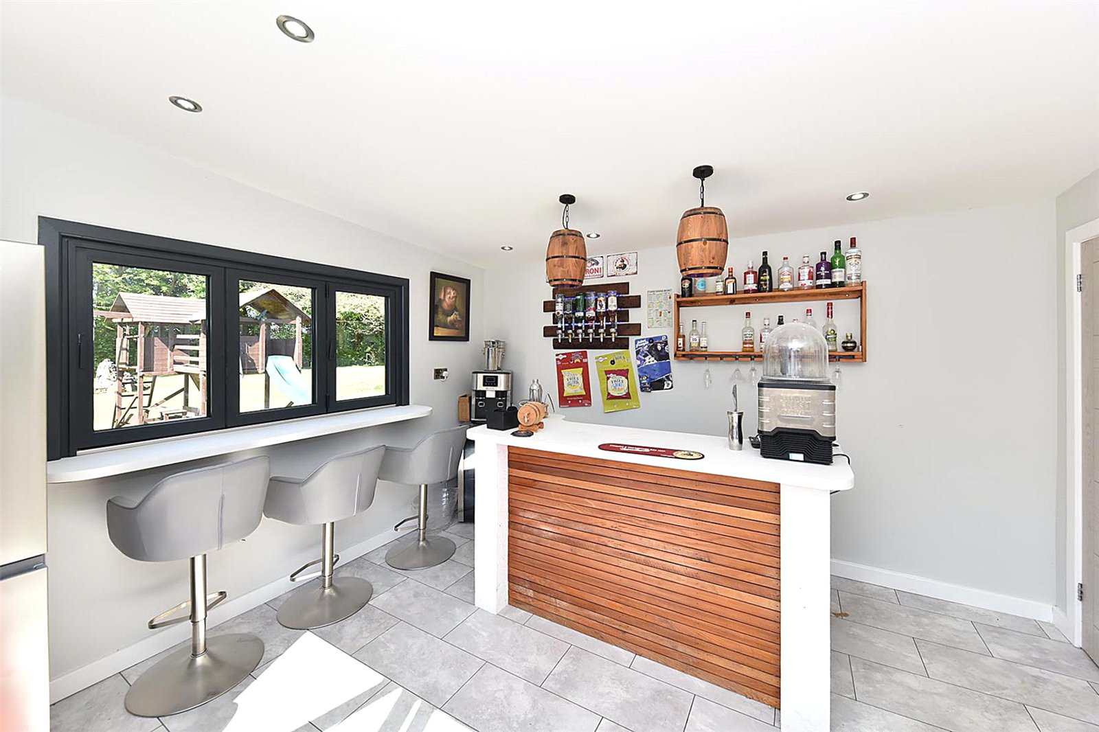Wilmslow Road, Prestbury, Cheshire, SK10, photo 16