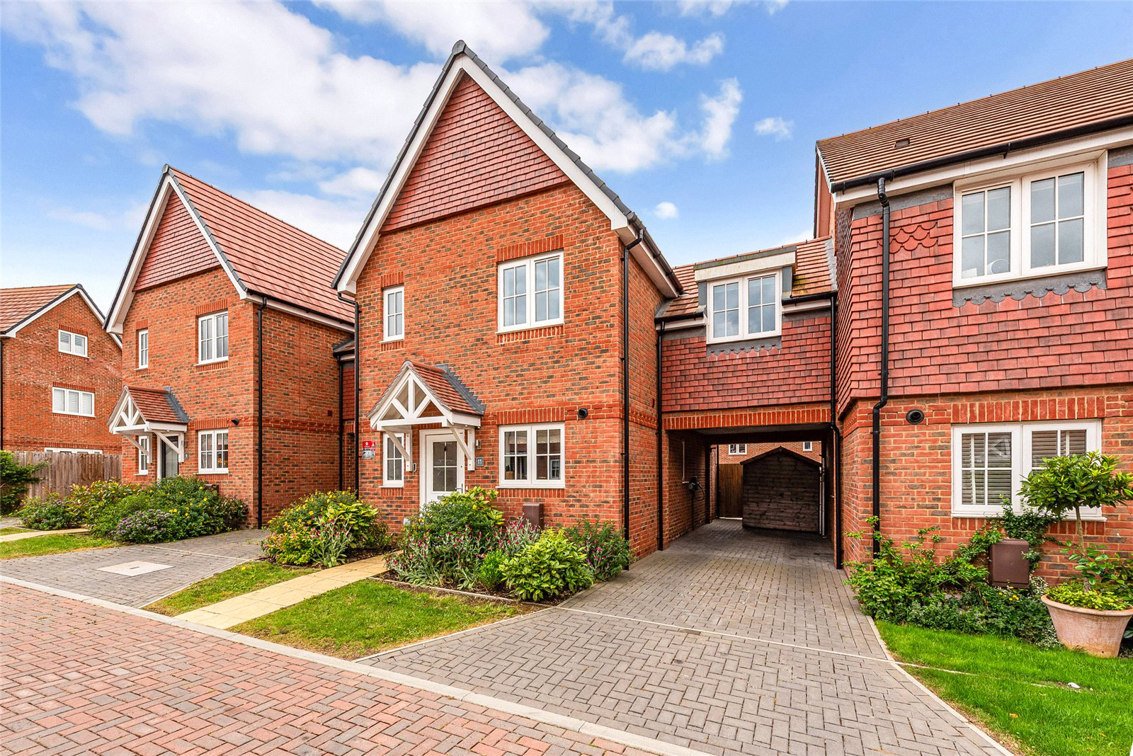 Farrier Way, Fontwell, Arundel, West Sussex, BN18