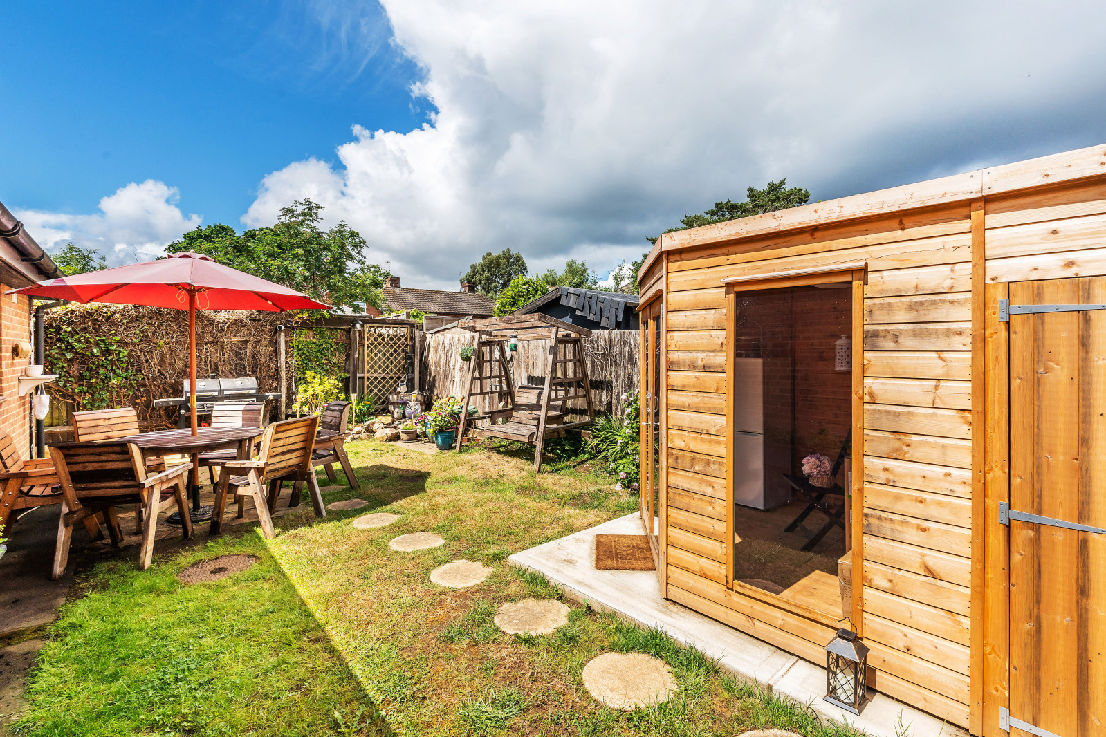 Barnfield Way, Hurst Green, Oxted, Surrey, RH8, photo 12