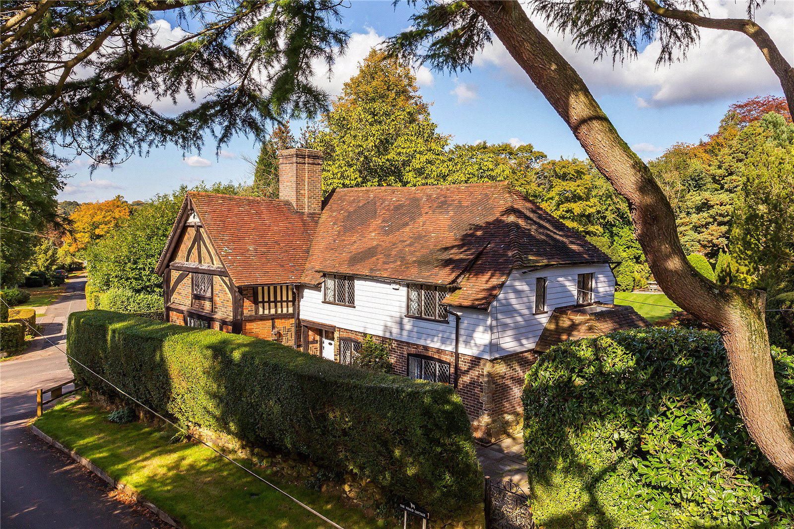 Pastens Road, Limpsfield, Oxted, Surrey, RH8