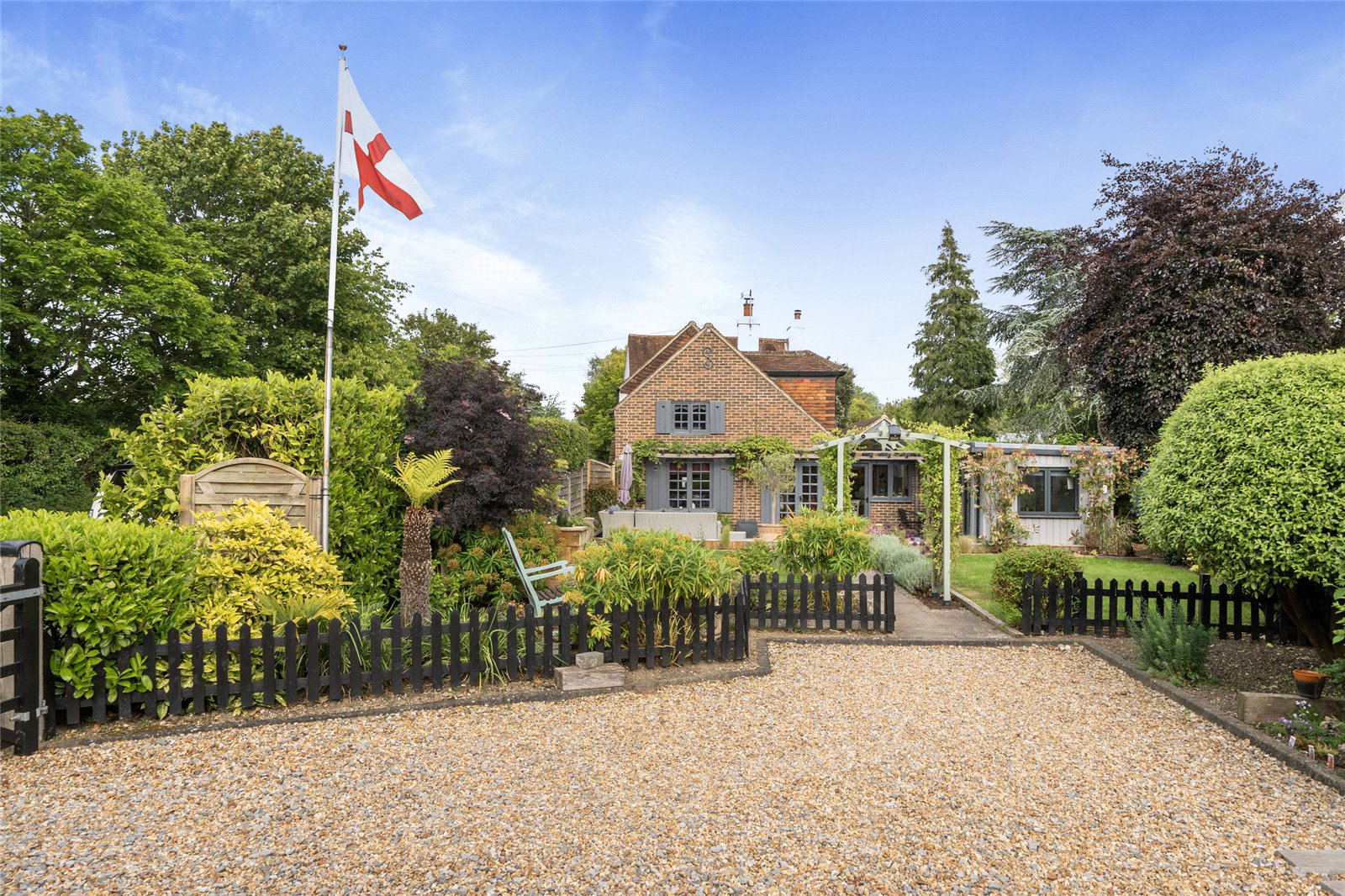 Main Road, Nutbourne, Chichester, West Sussex, PO18